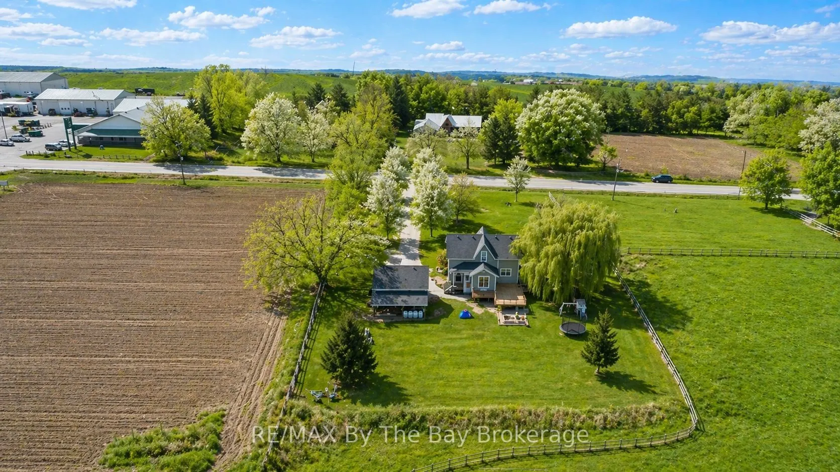 1595 County 42 Road