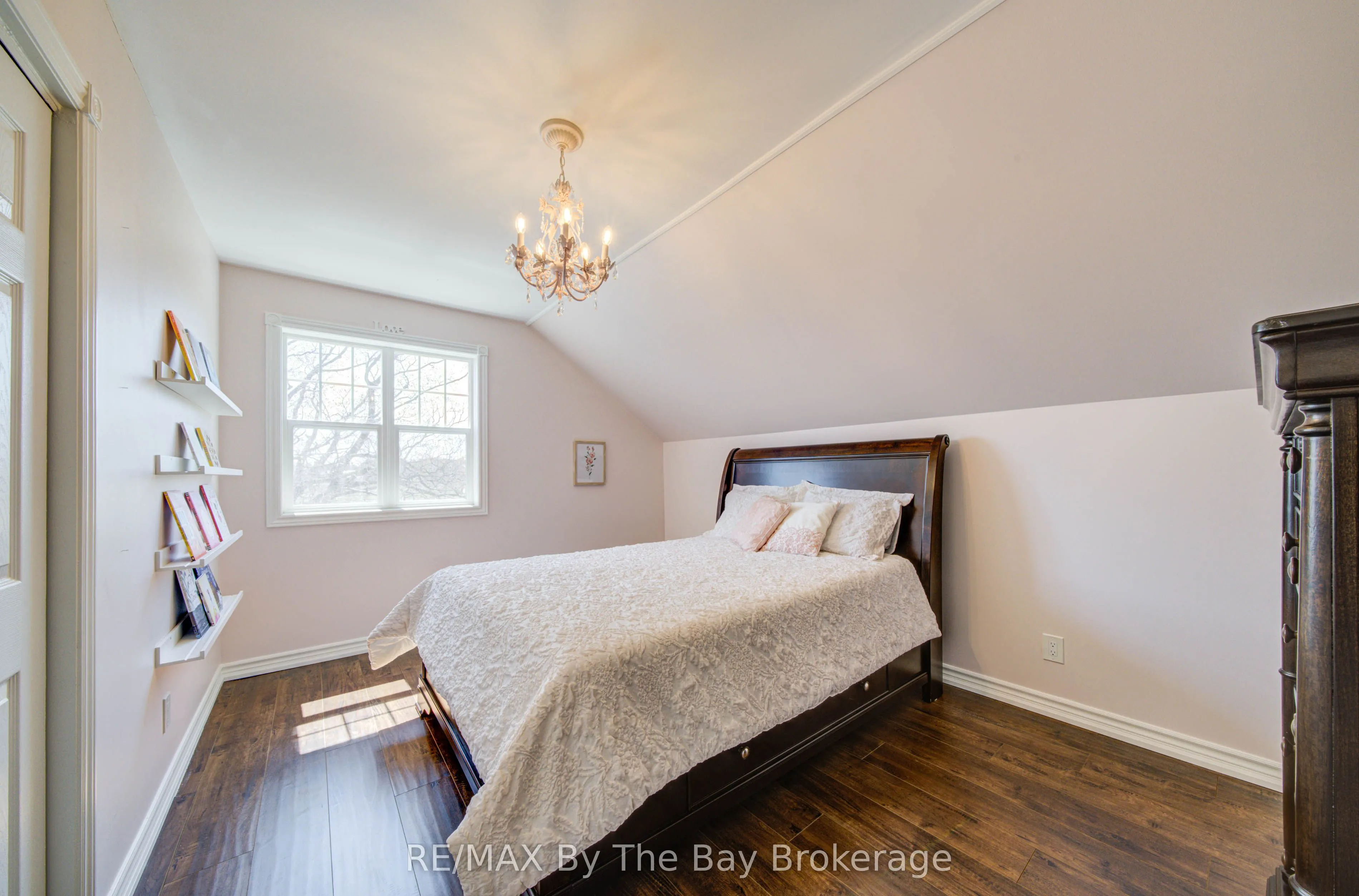 1595 County 42 Road