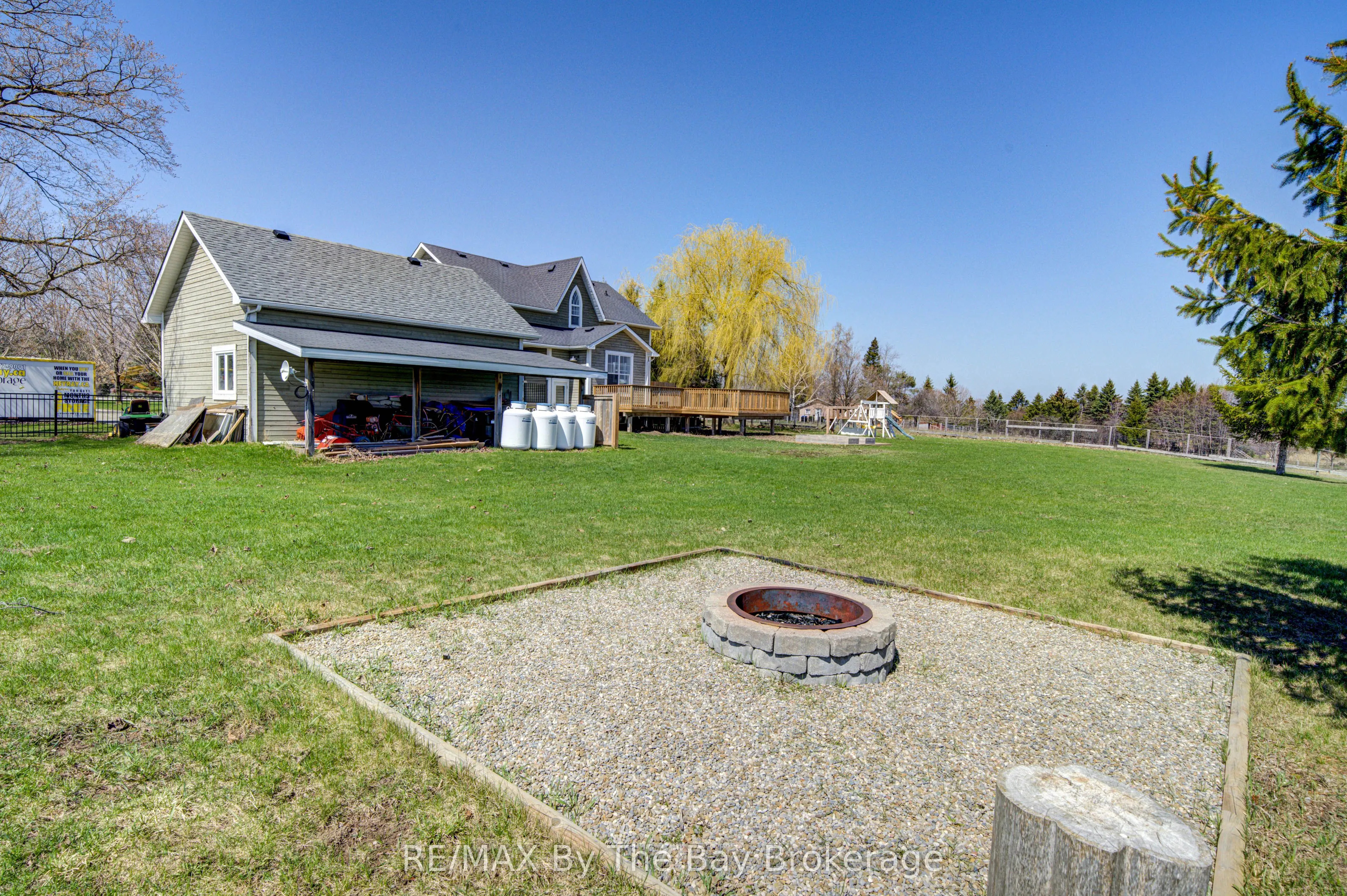 1595 County 42 Road