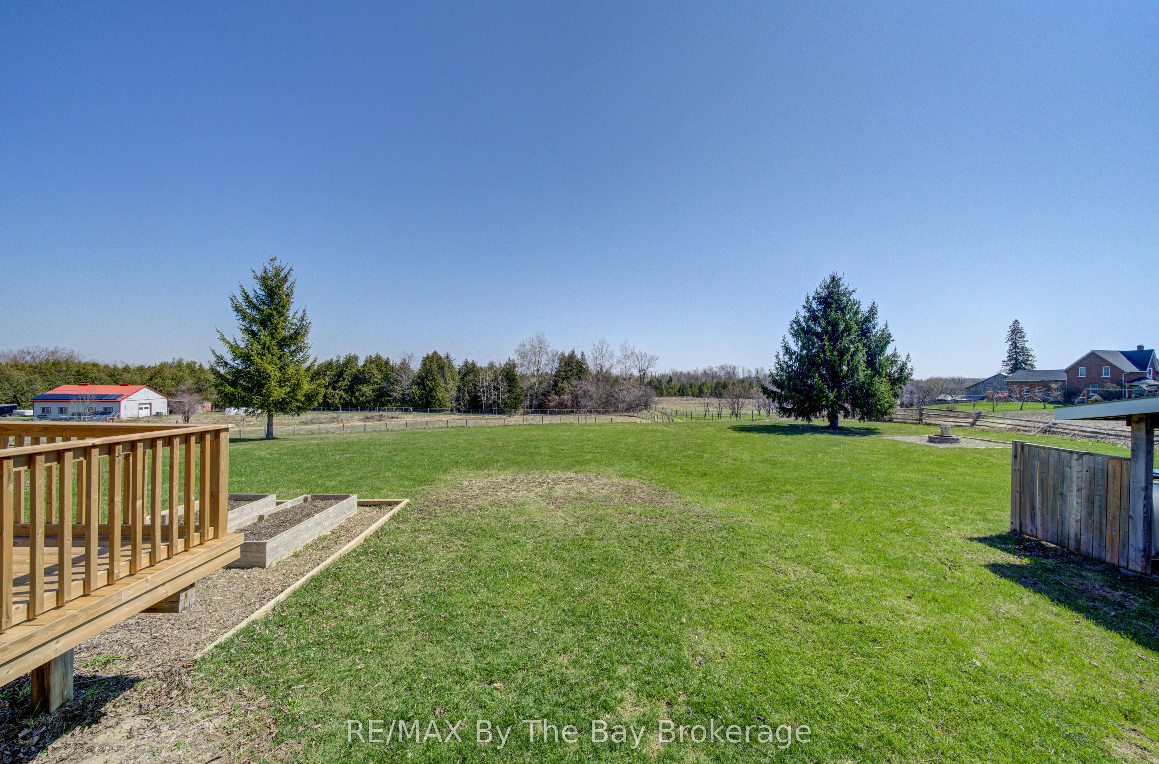 1595 County 42 Road