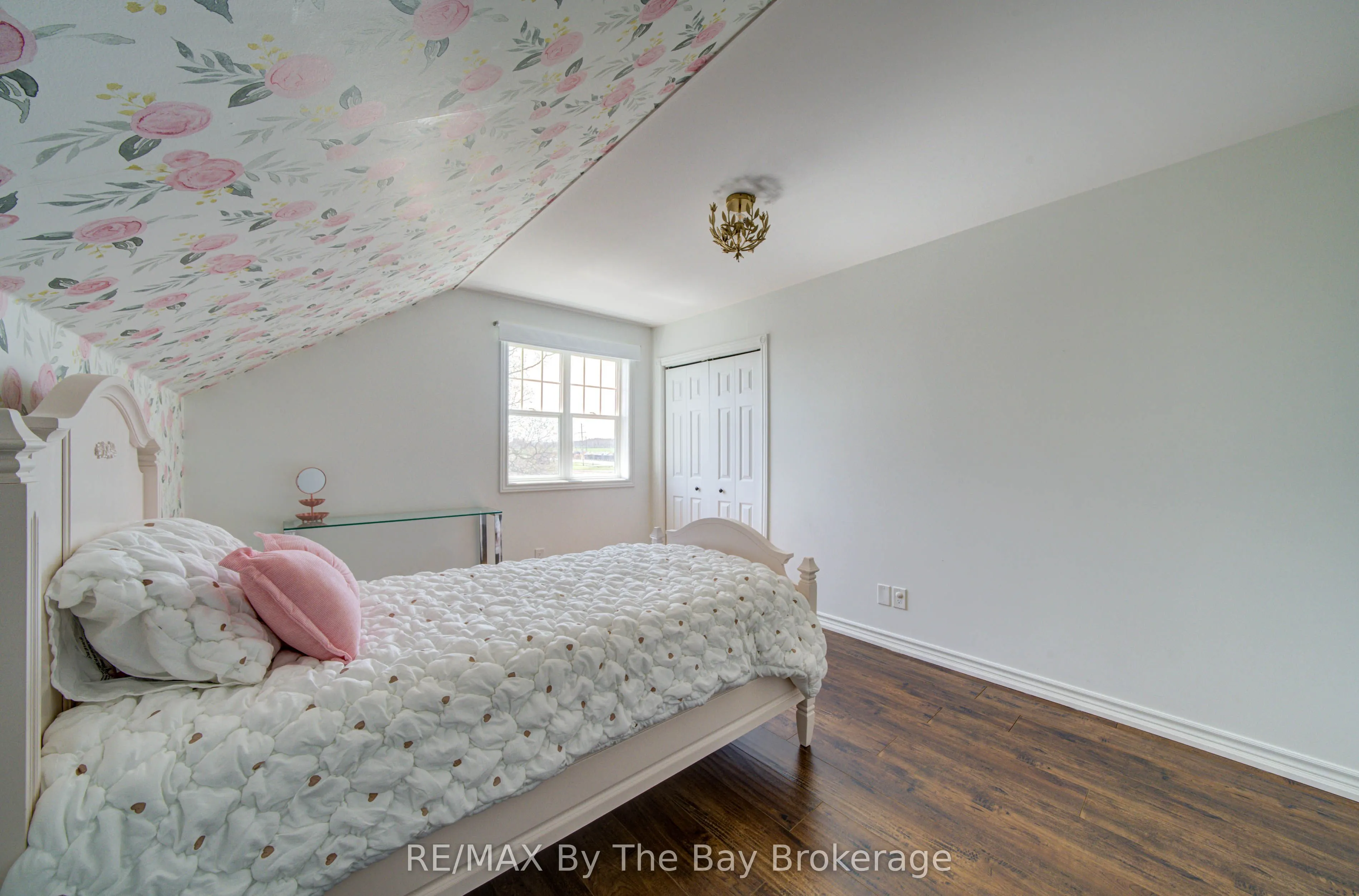 1595 County 42 Road