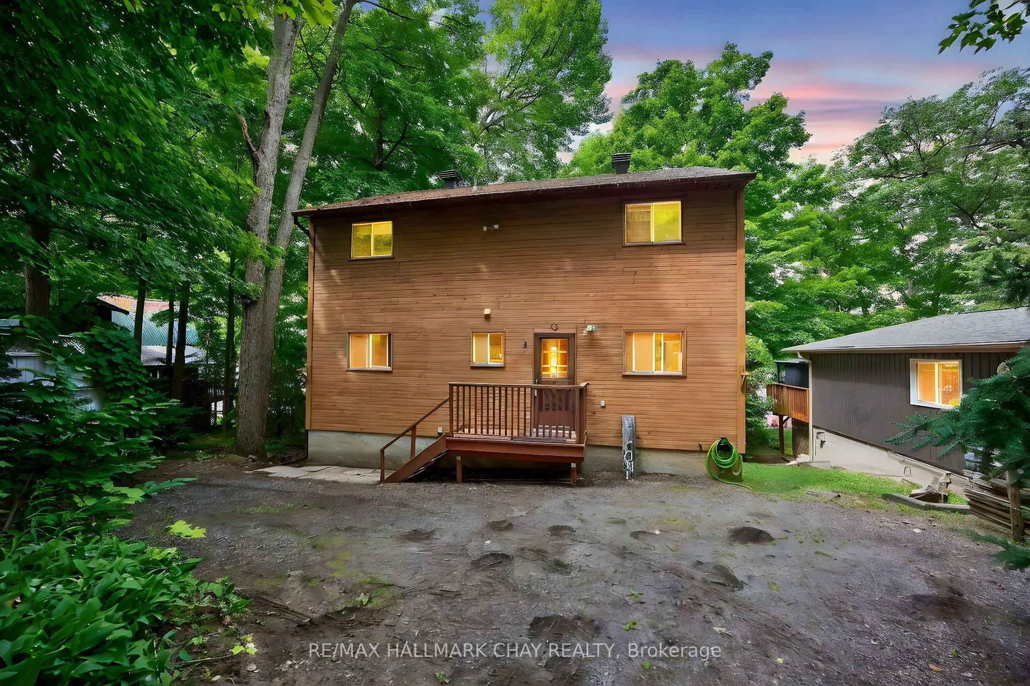 176 Farlain Lake Road E