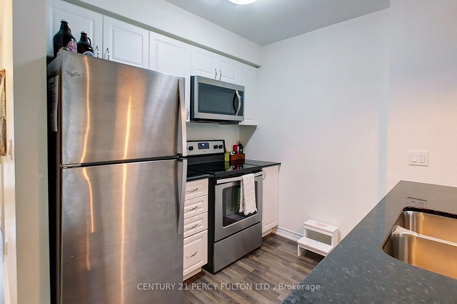 2 Cove Court #107
