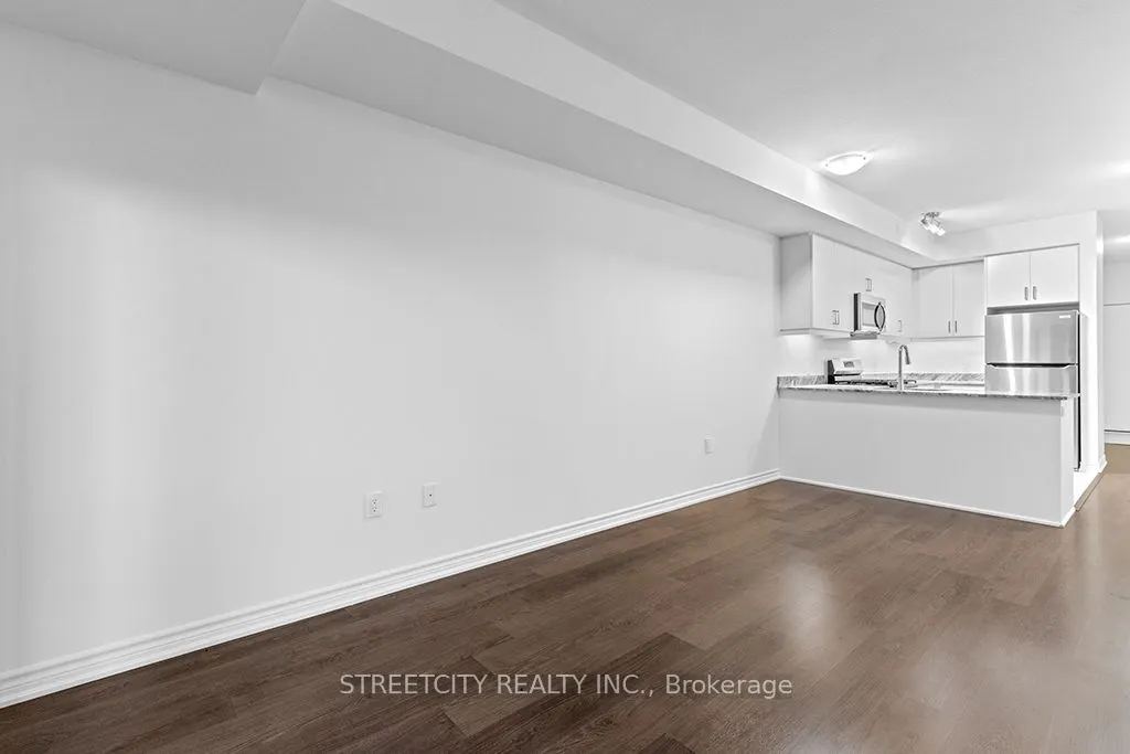 5 Spooner Crescent #215