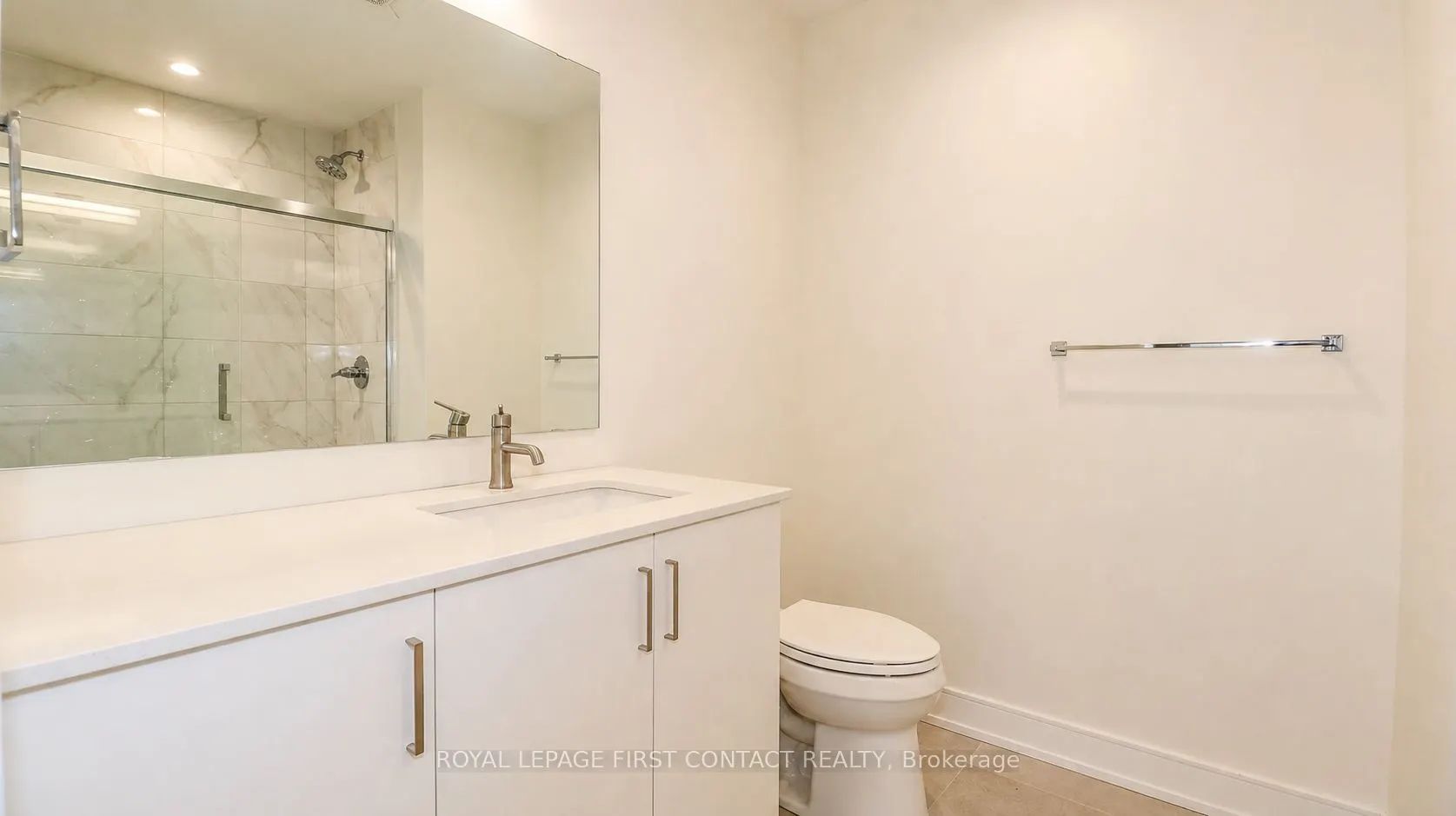 121 Mary Street #210