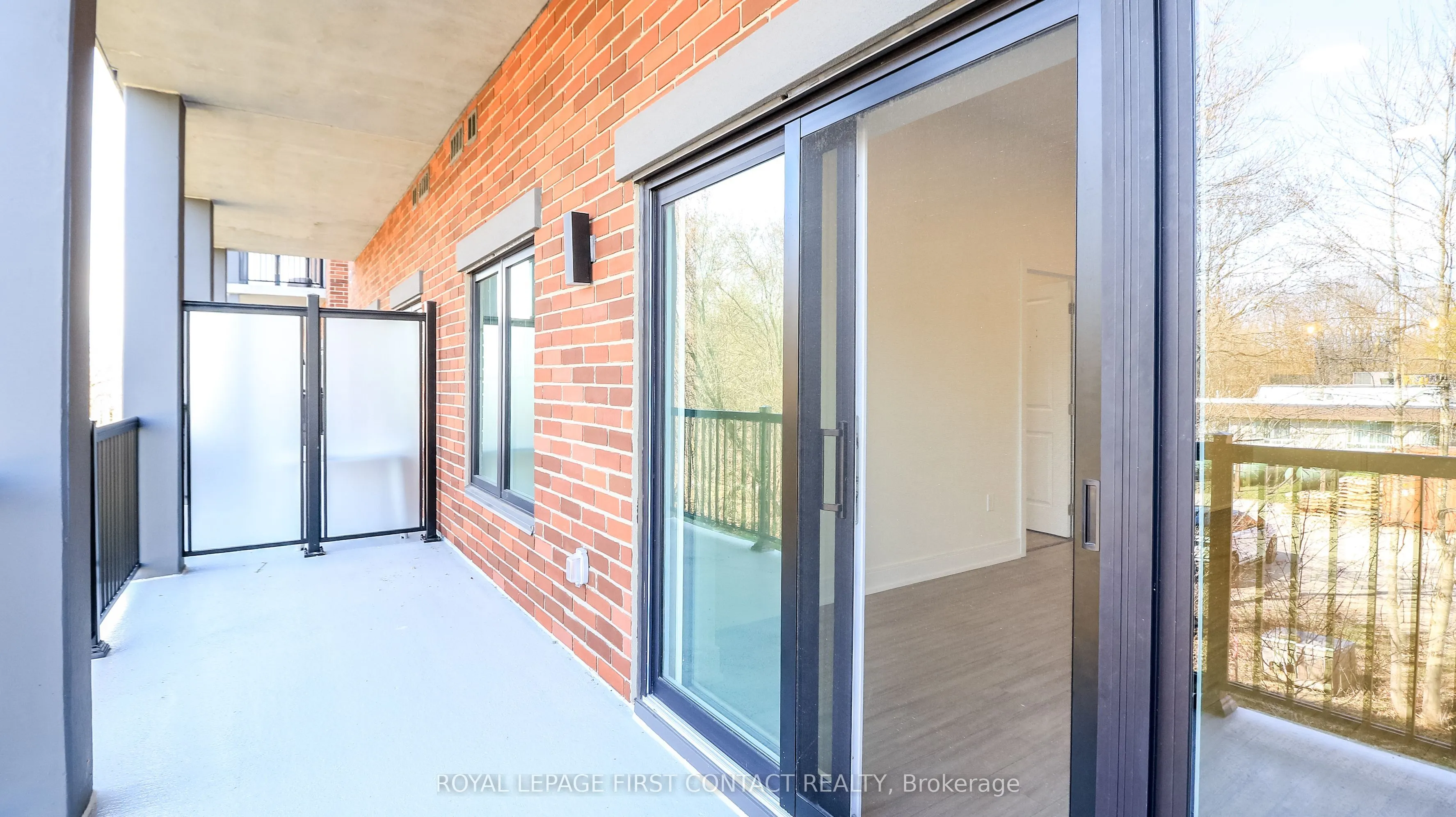 121 Mary Street #210