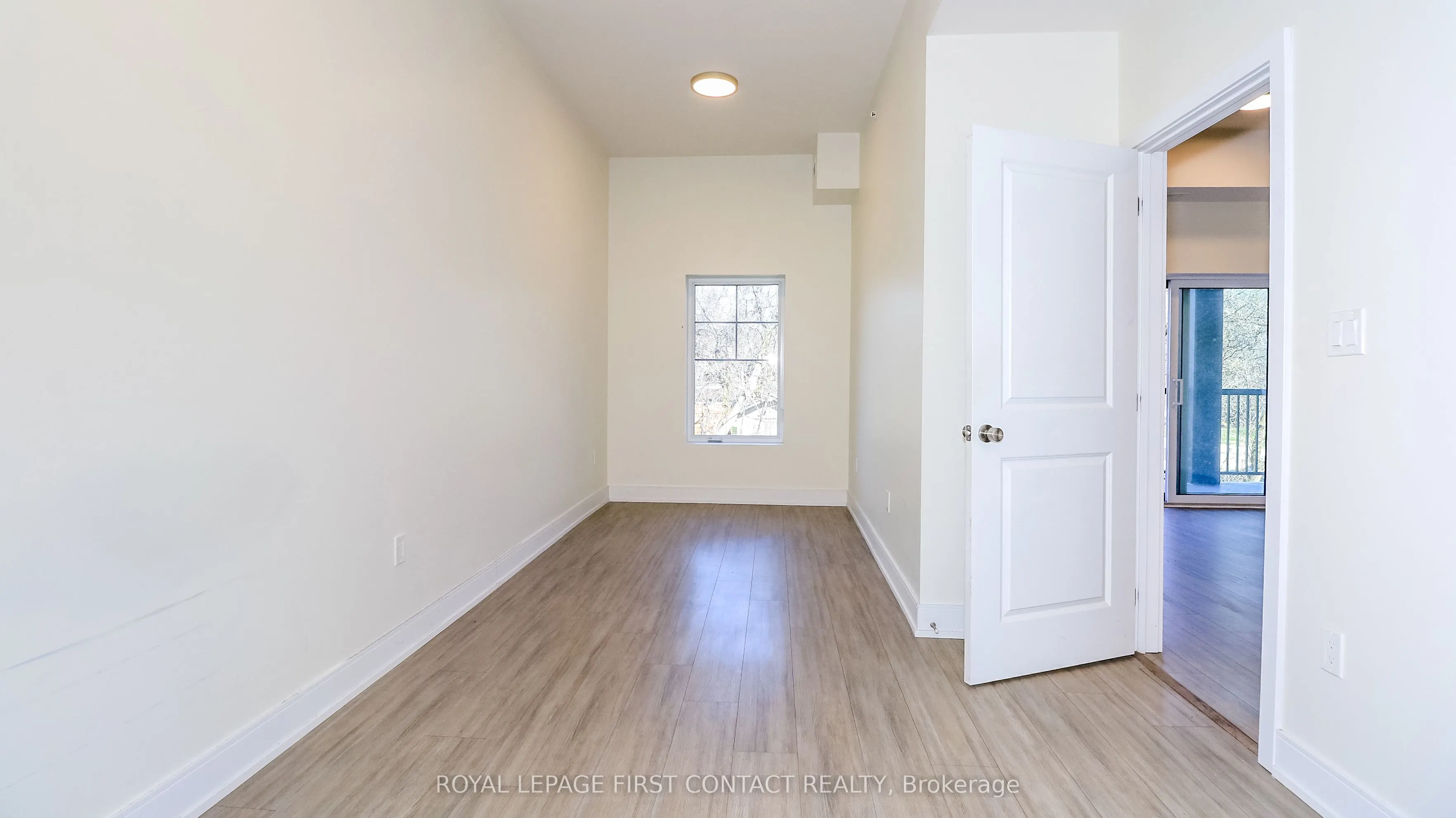 121 Mary Street #210
