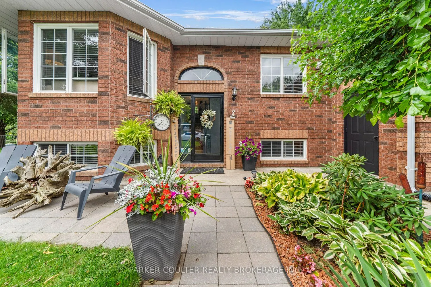 7 Coles Court