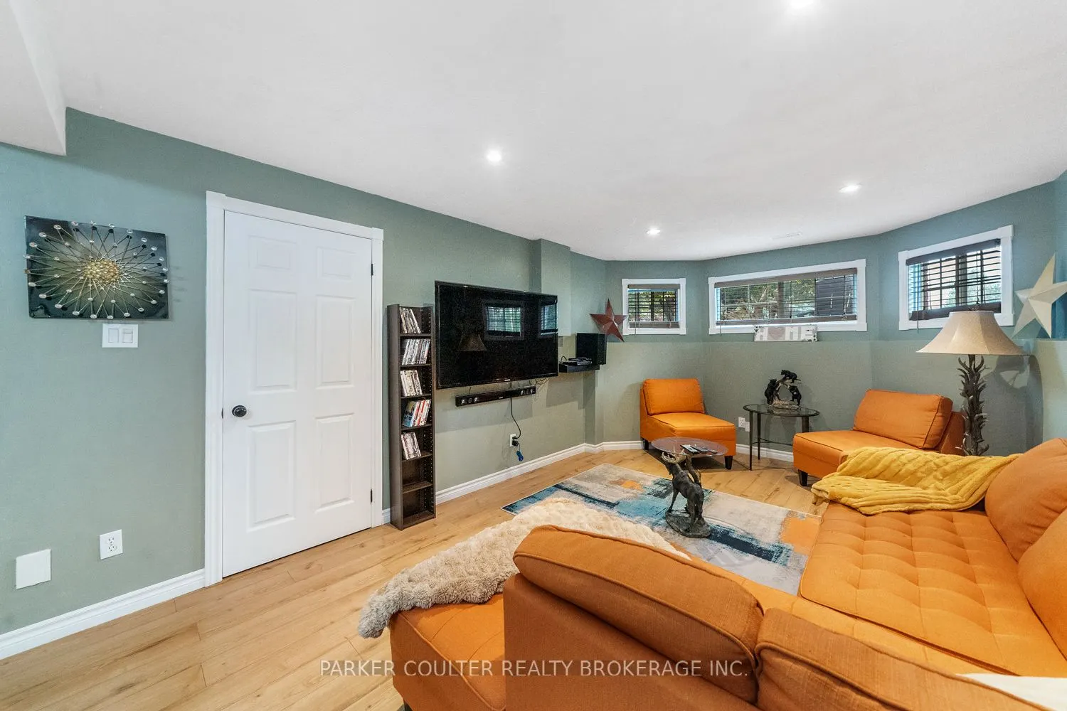 7 Coles Court