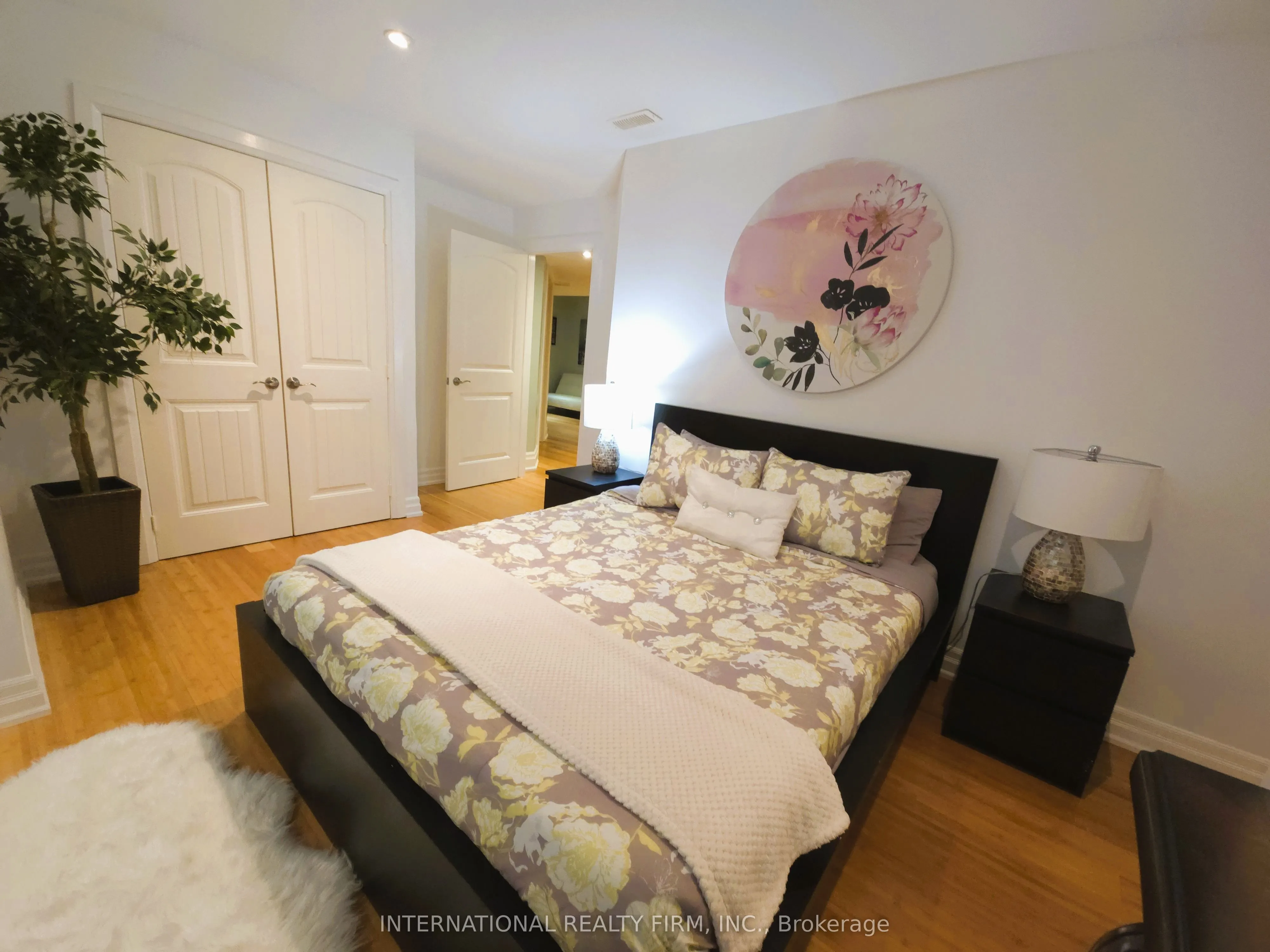 6 Pinehurst Lane