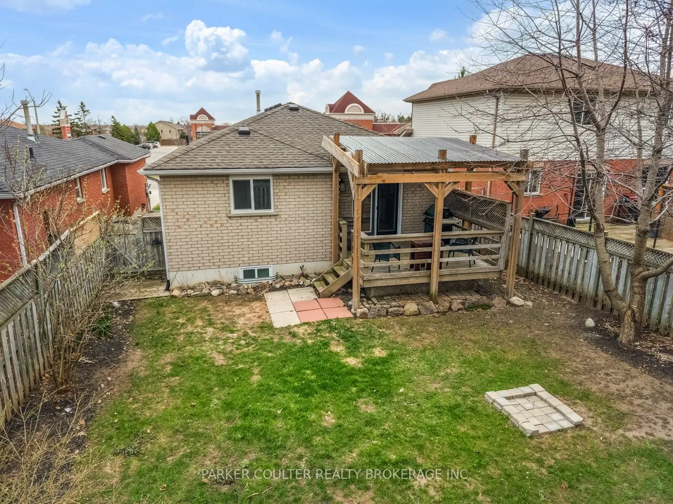 216 Mapleton Avenue