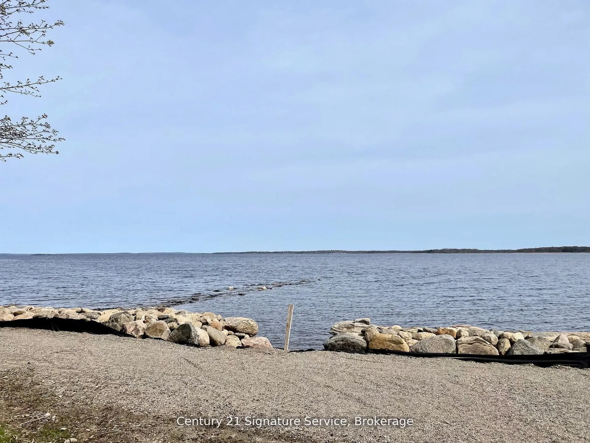257 Robins Point Road
