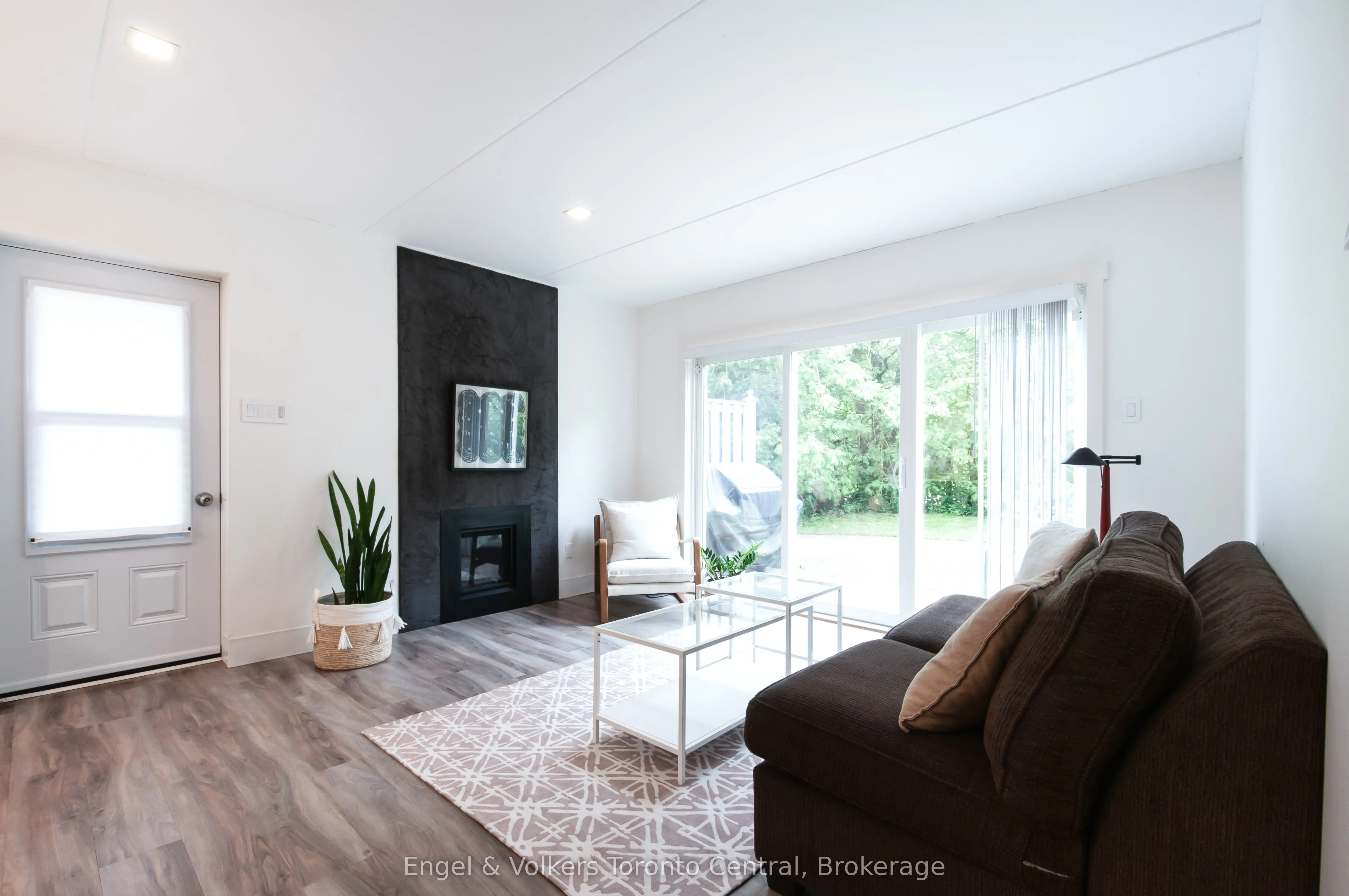 19 DAWSON Drive #50