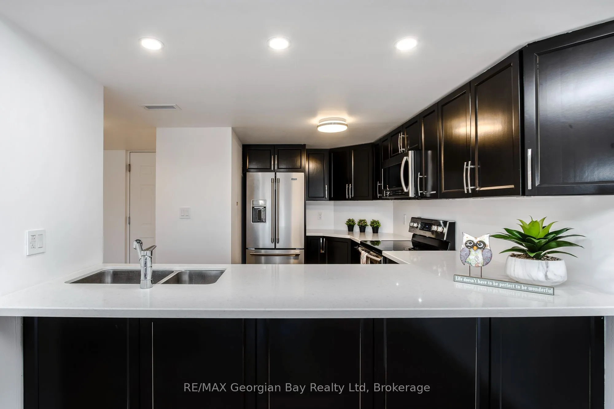 11 Beck Boulevard #404