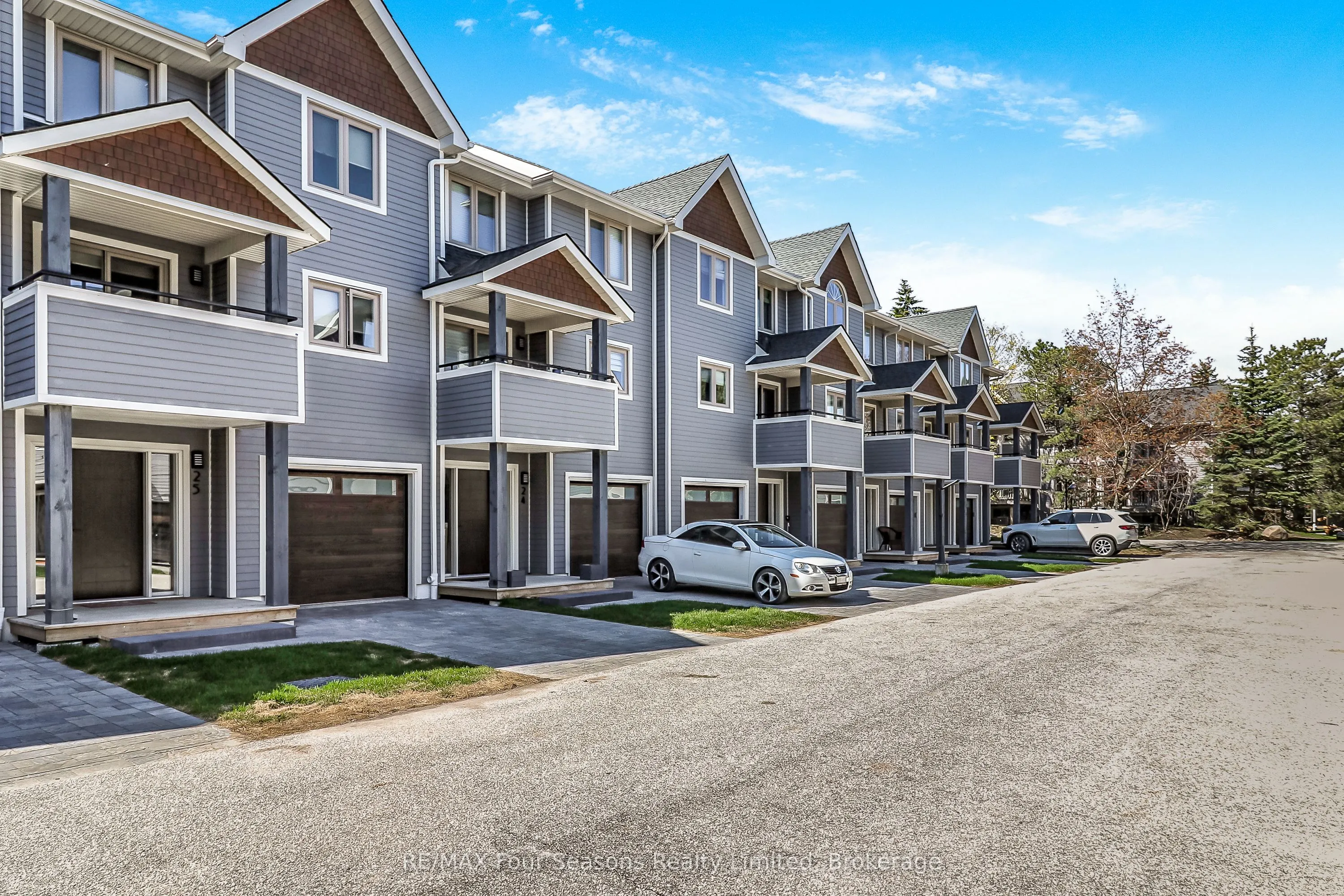 25 Starboard Road #25