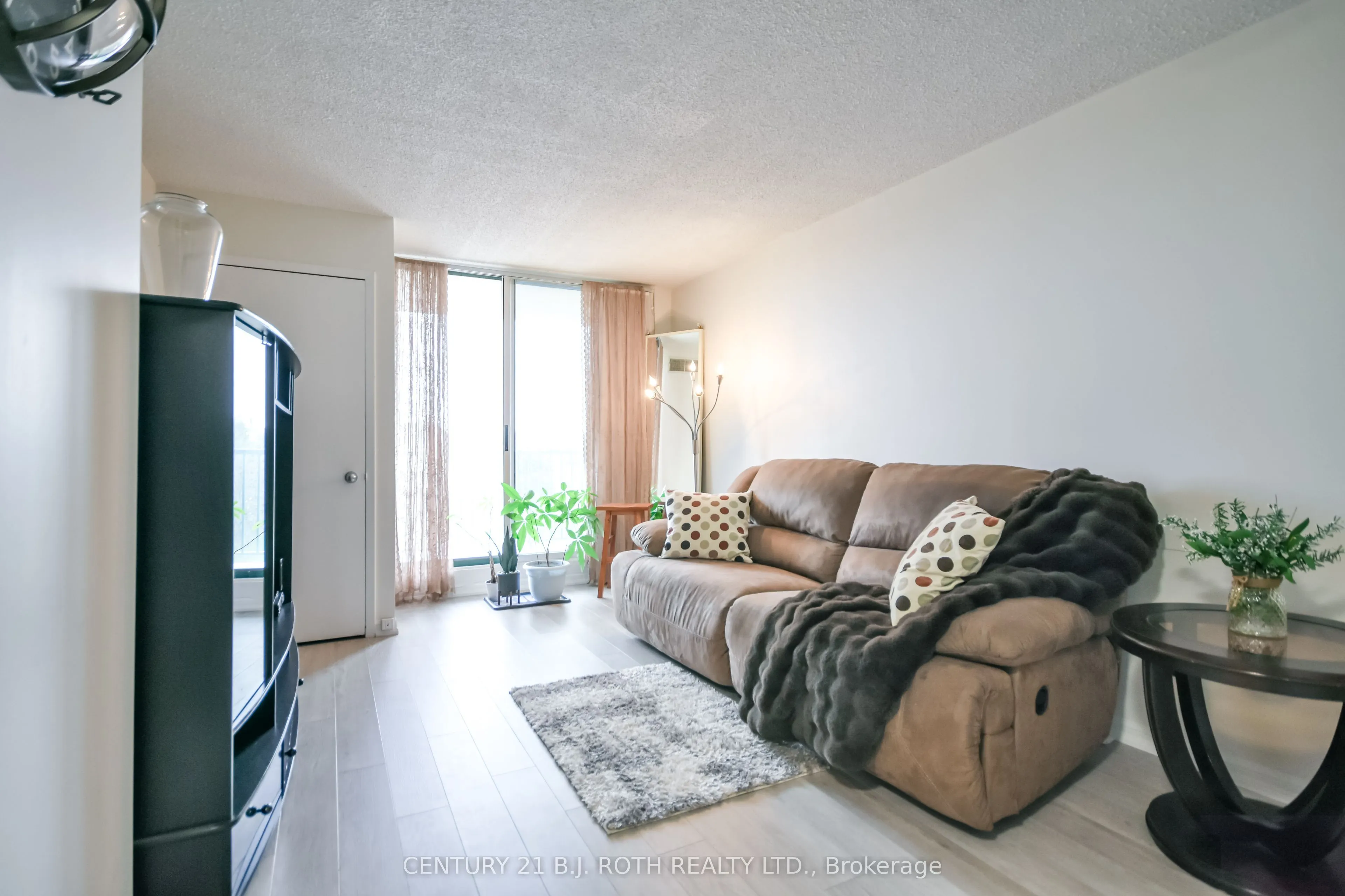 75 Ellen Street #506