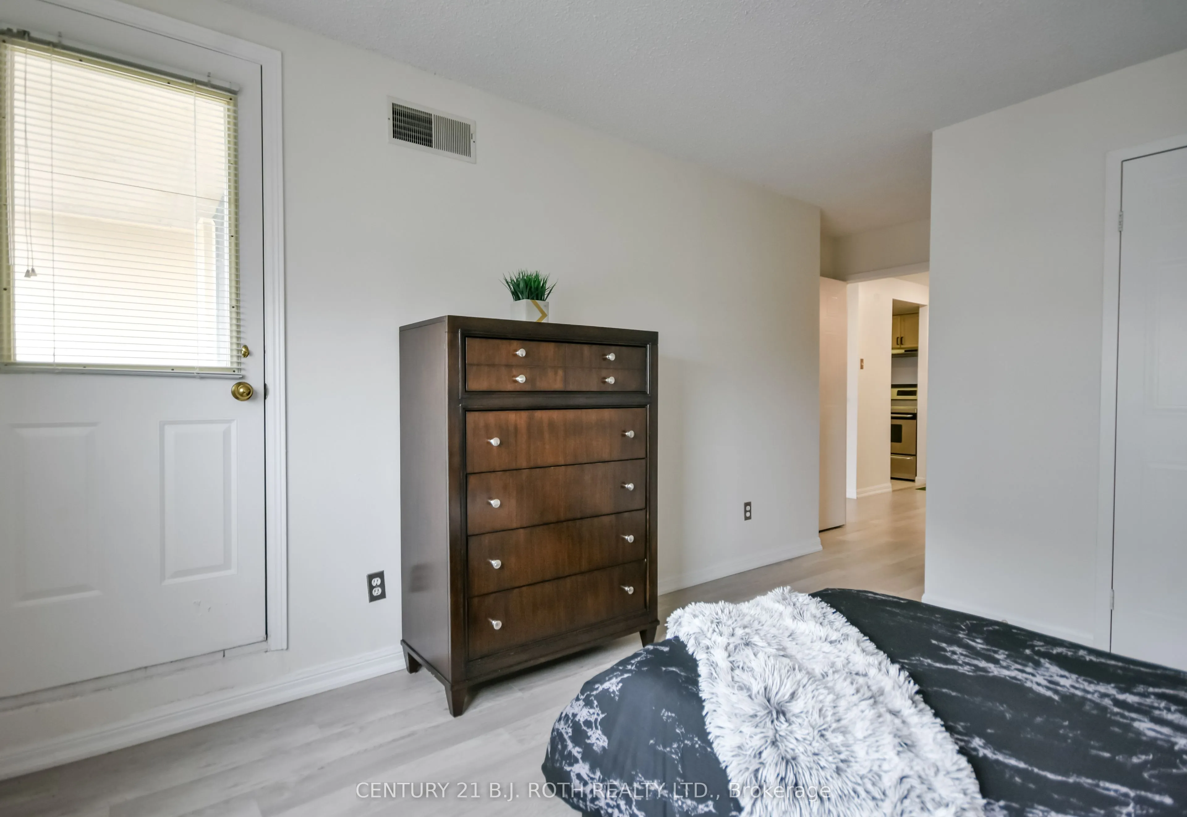 75 Ellen Street #506