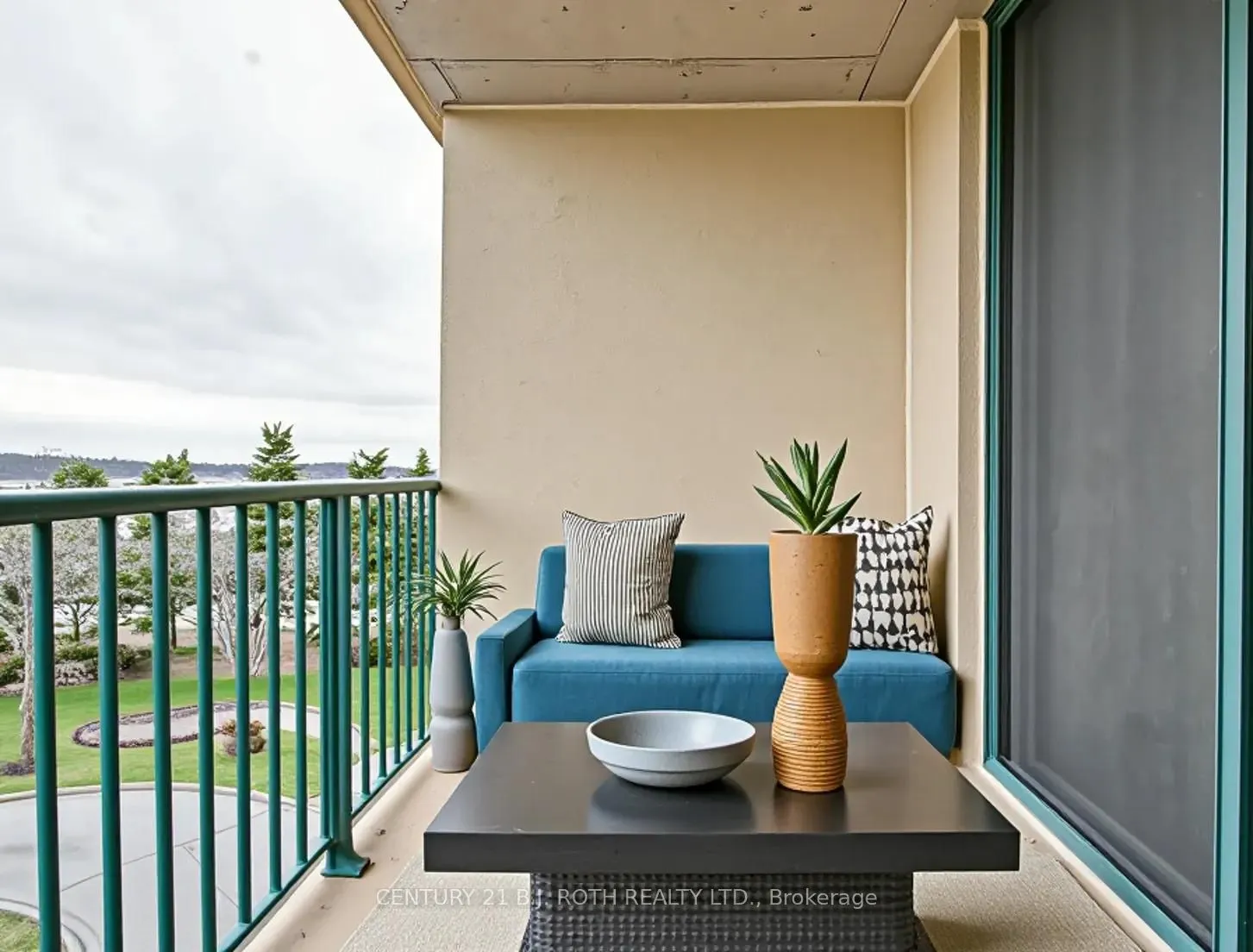 75 Ellen Street #506