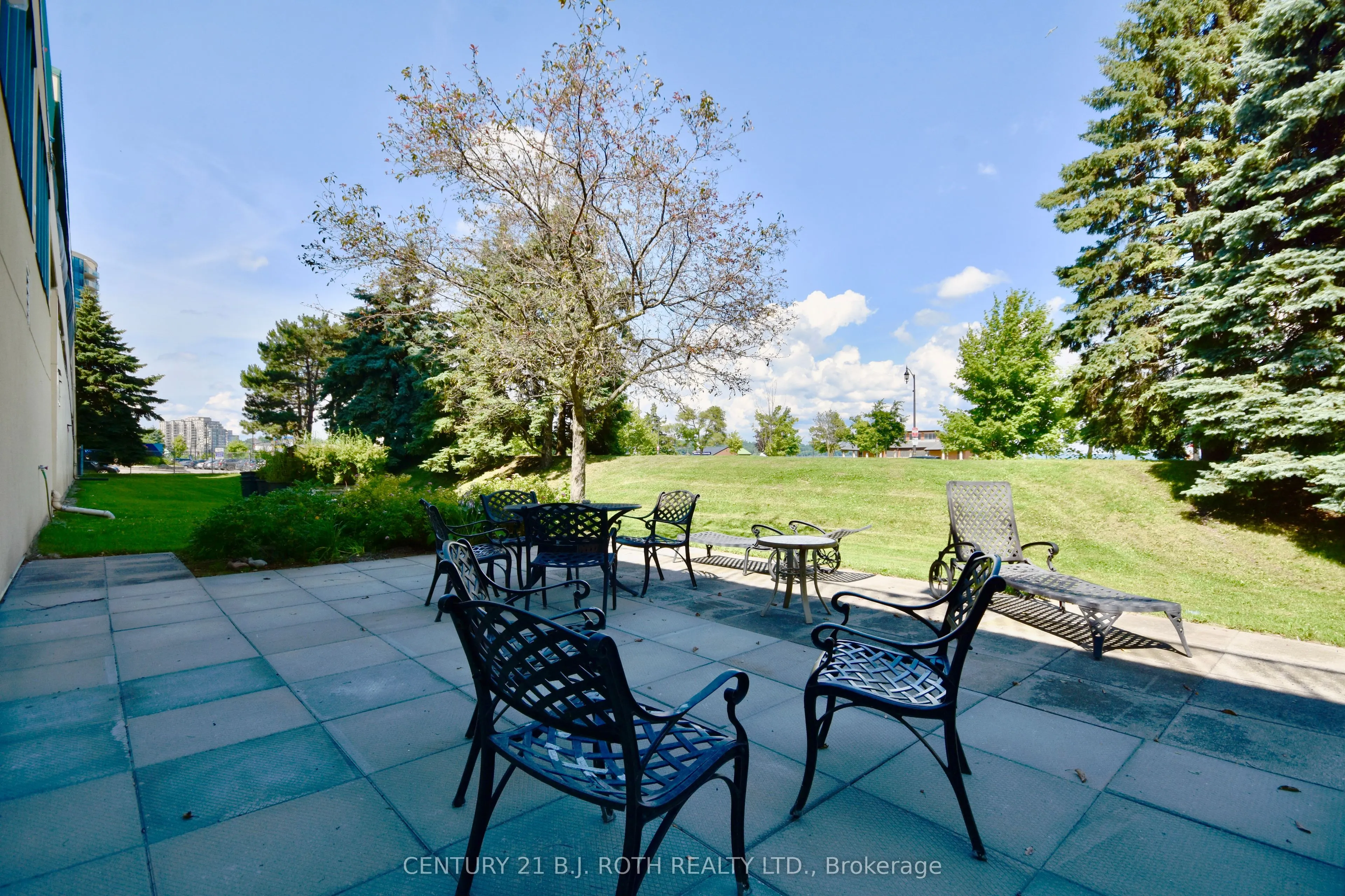 75 Ellen Street #506