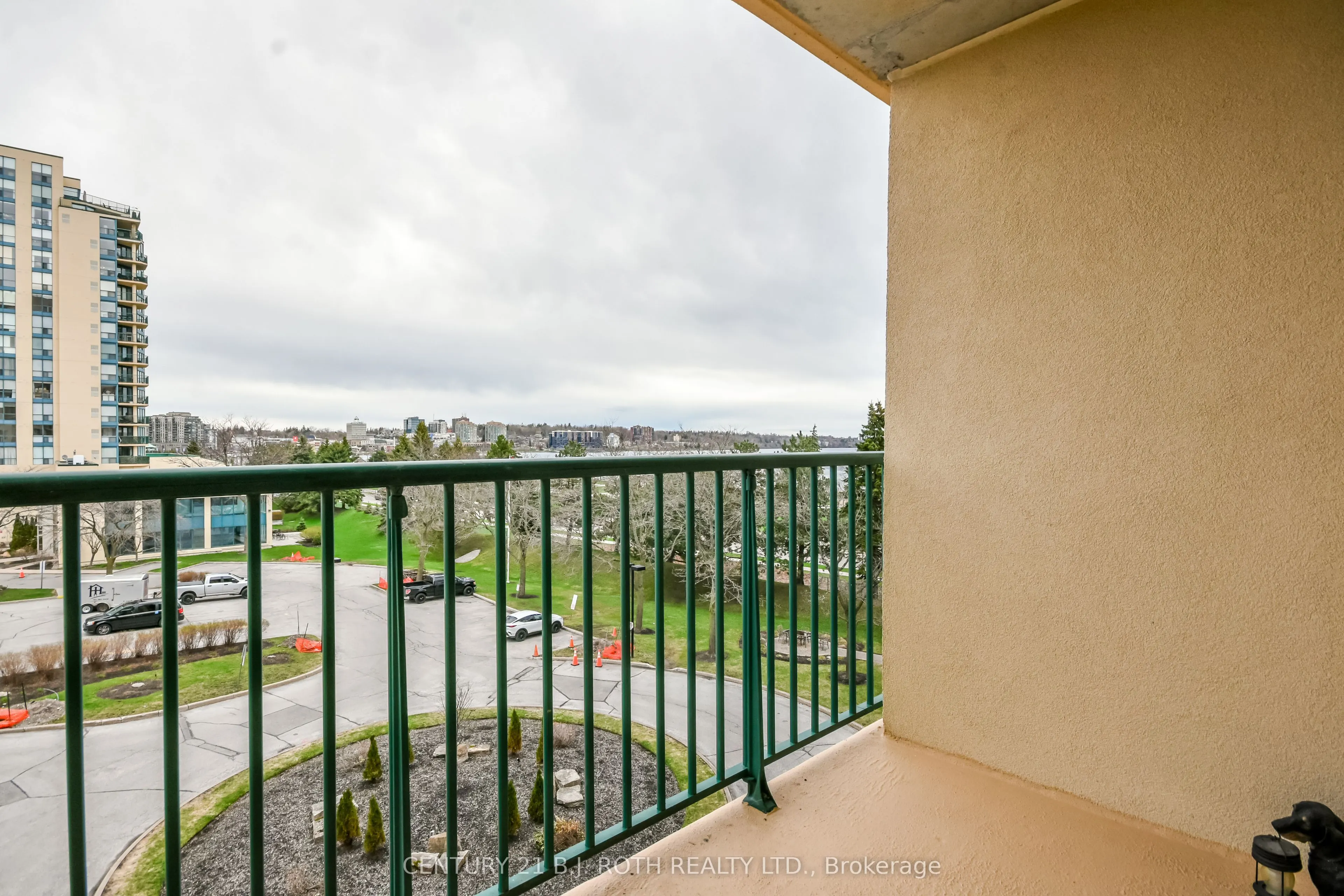 75 Ellen Street #506
