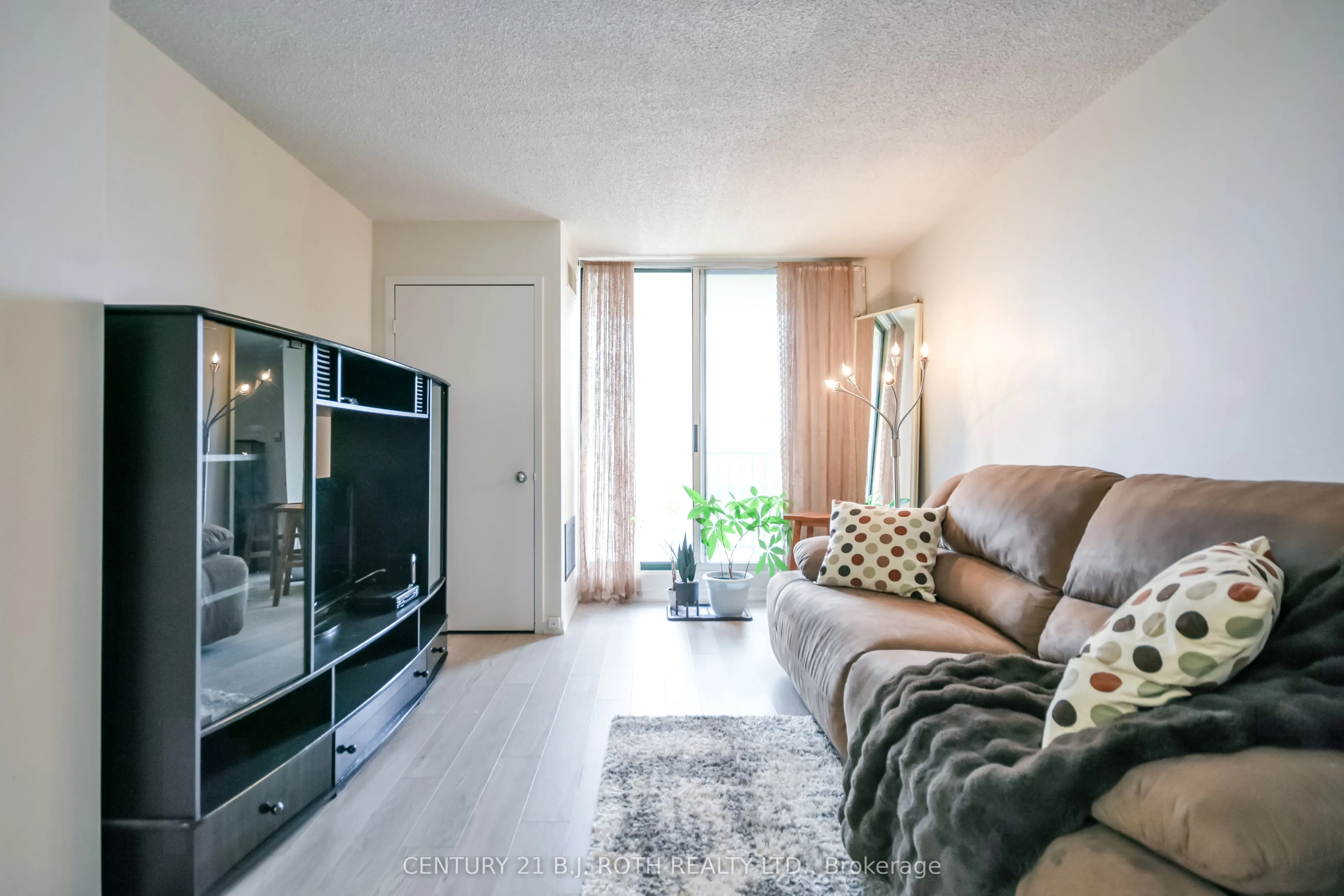 75 Ellen Street #506