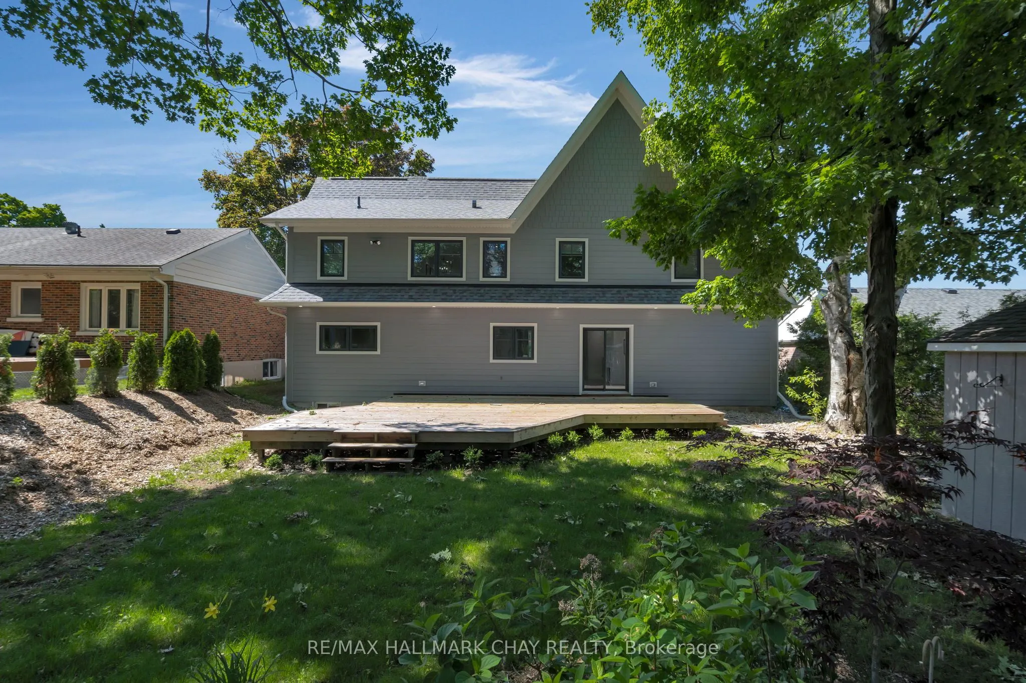 98 Shanty Bay Road