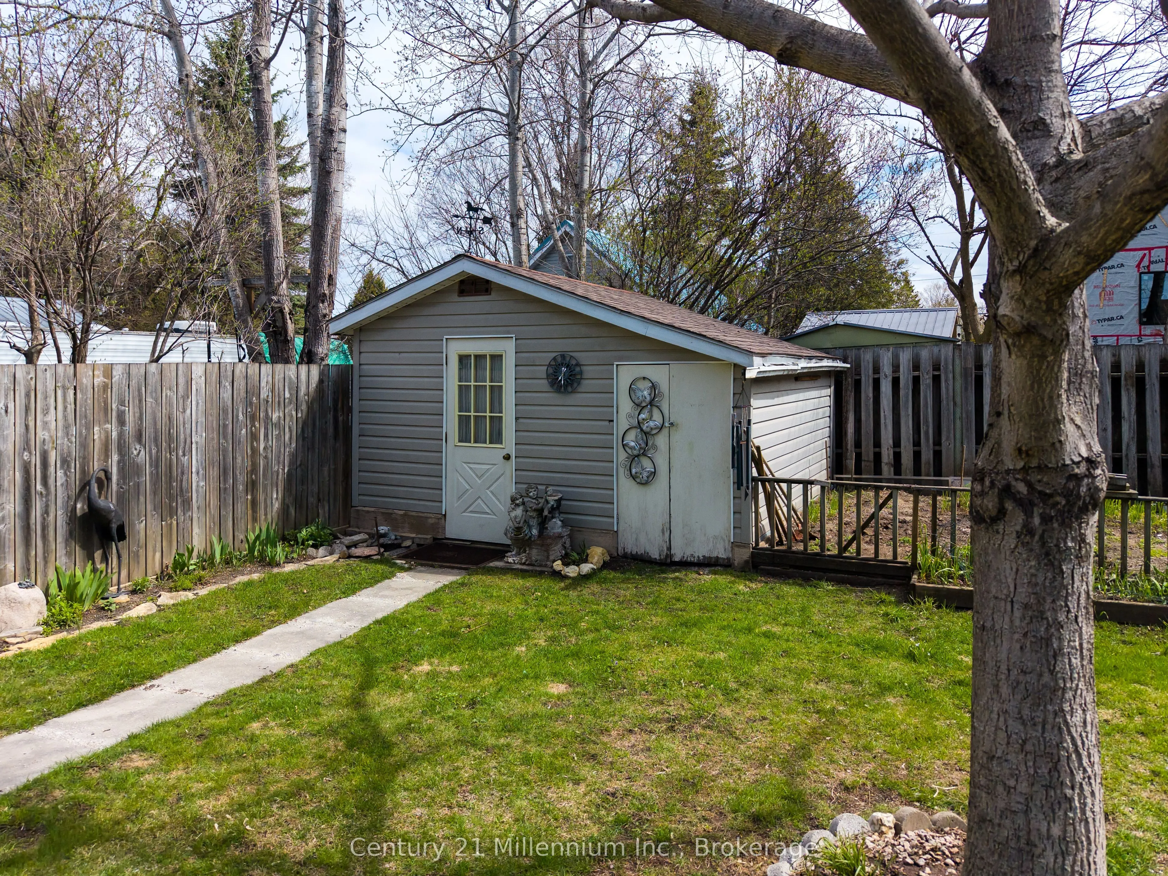67 East Street E