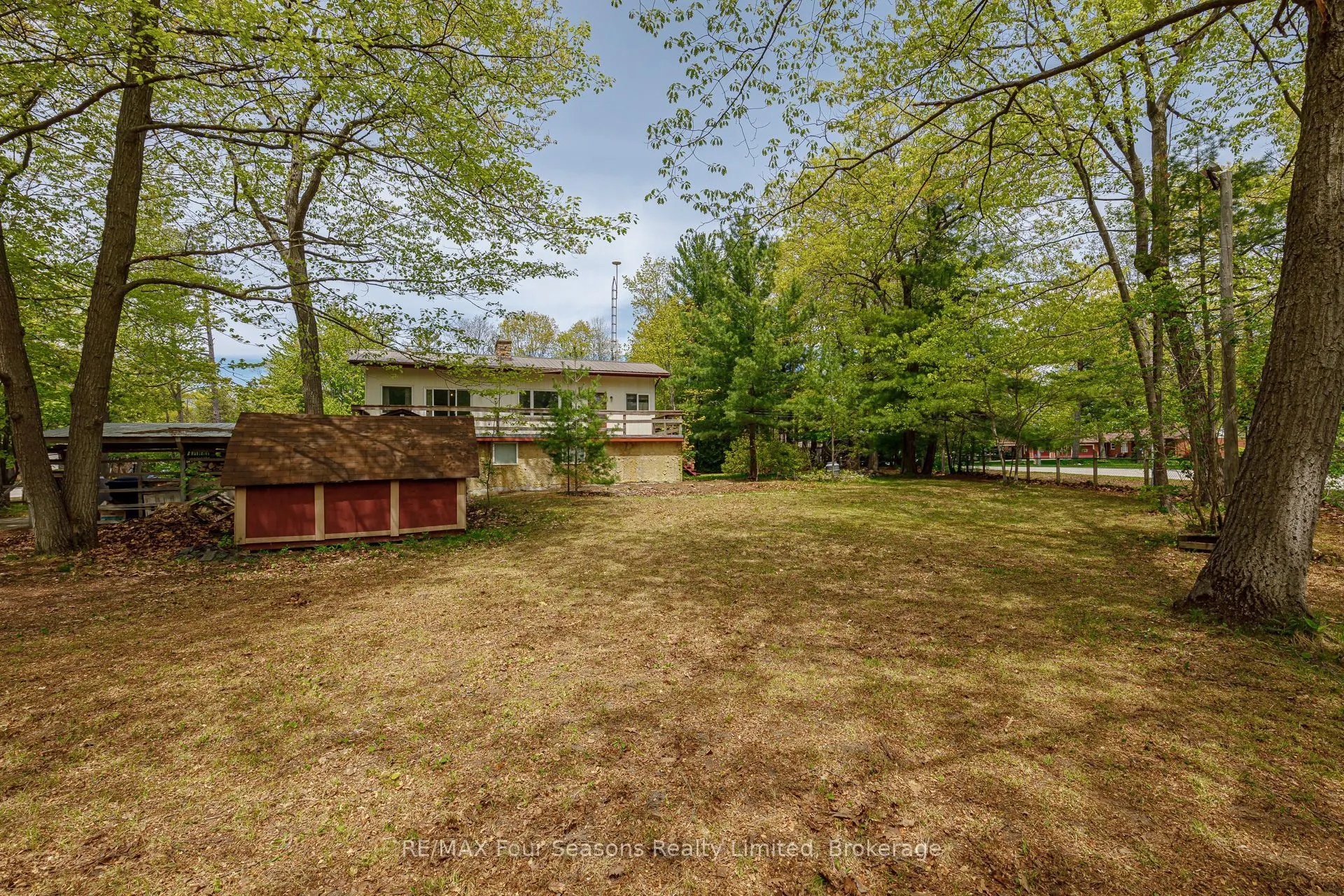 828 Oxbow Park Drive
