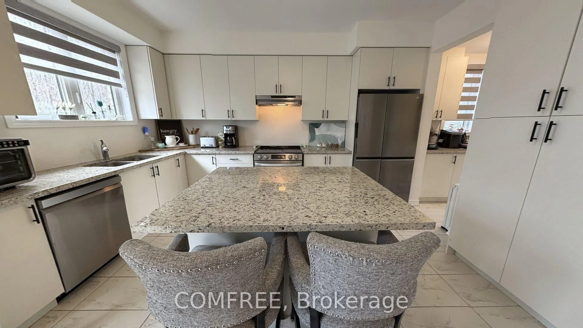 45 Del Ray Crescent