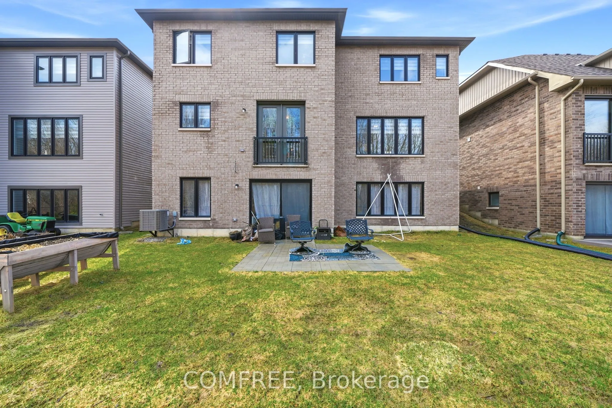 45 Del Ray Crescent