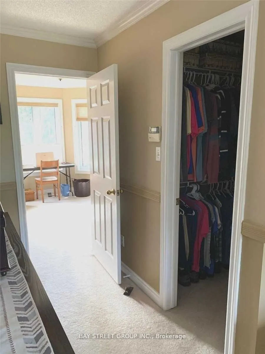 76 Mayfair Drive