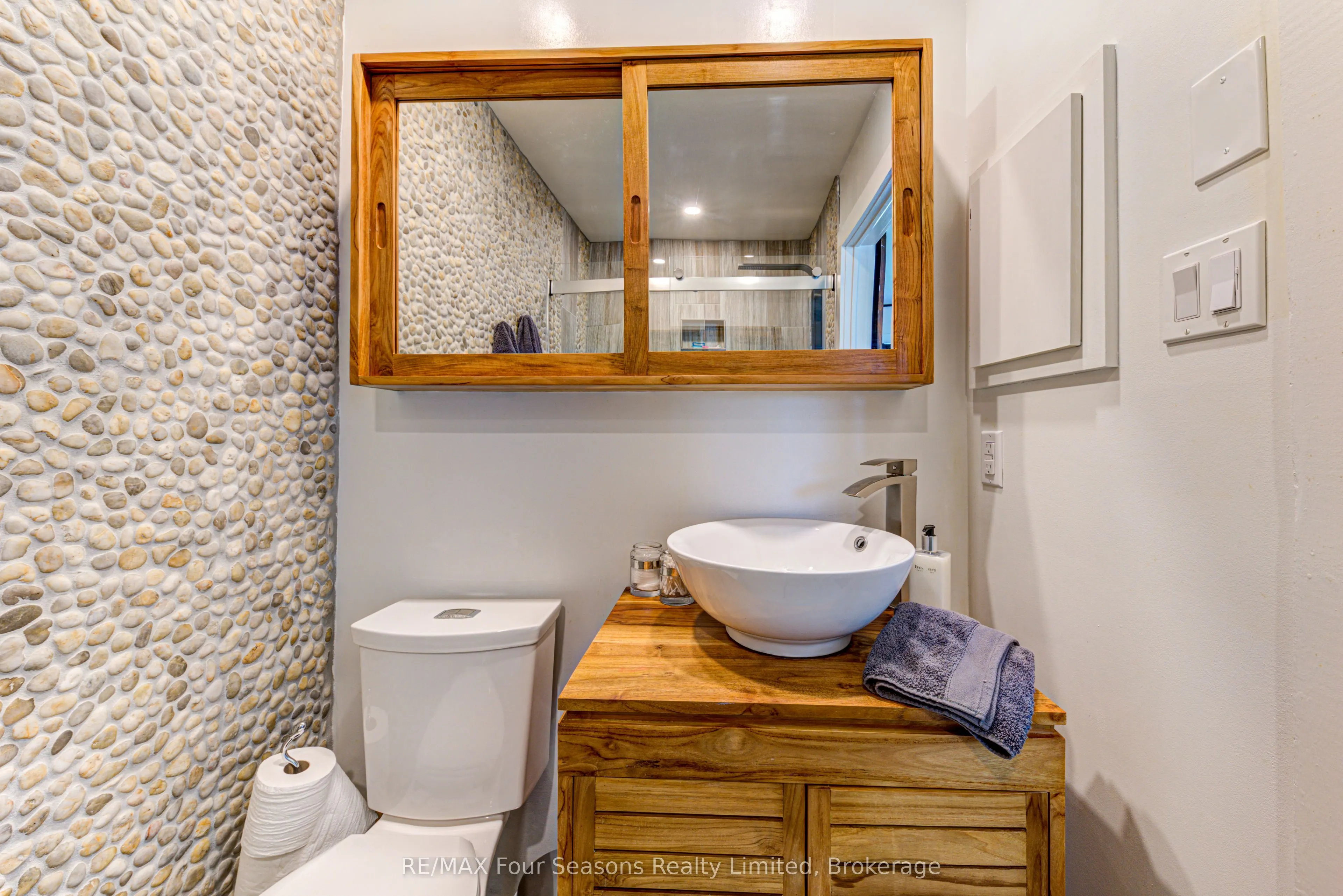 471 Oxbow Crescent #11