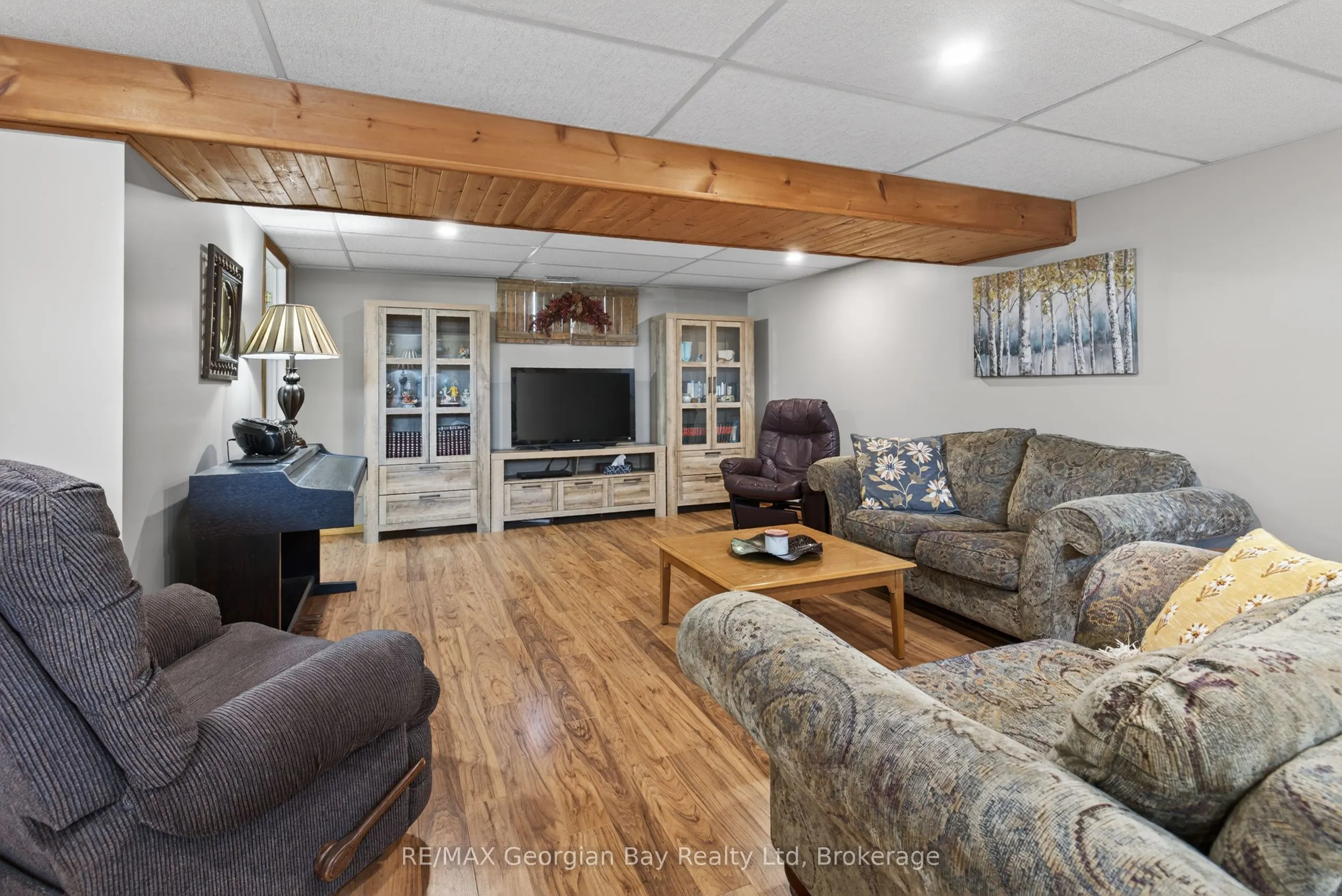 32 BONAVENTURE Place