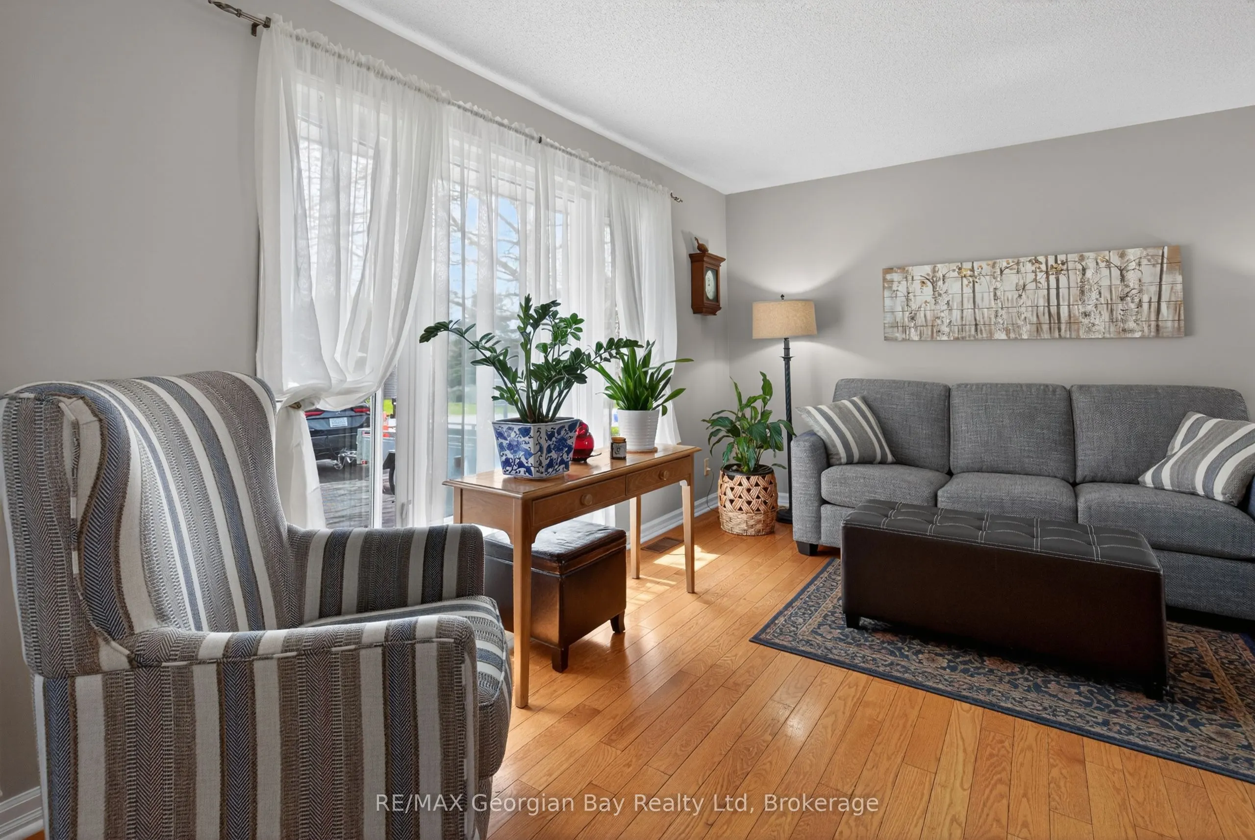 32 BONAVENTURE Place