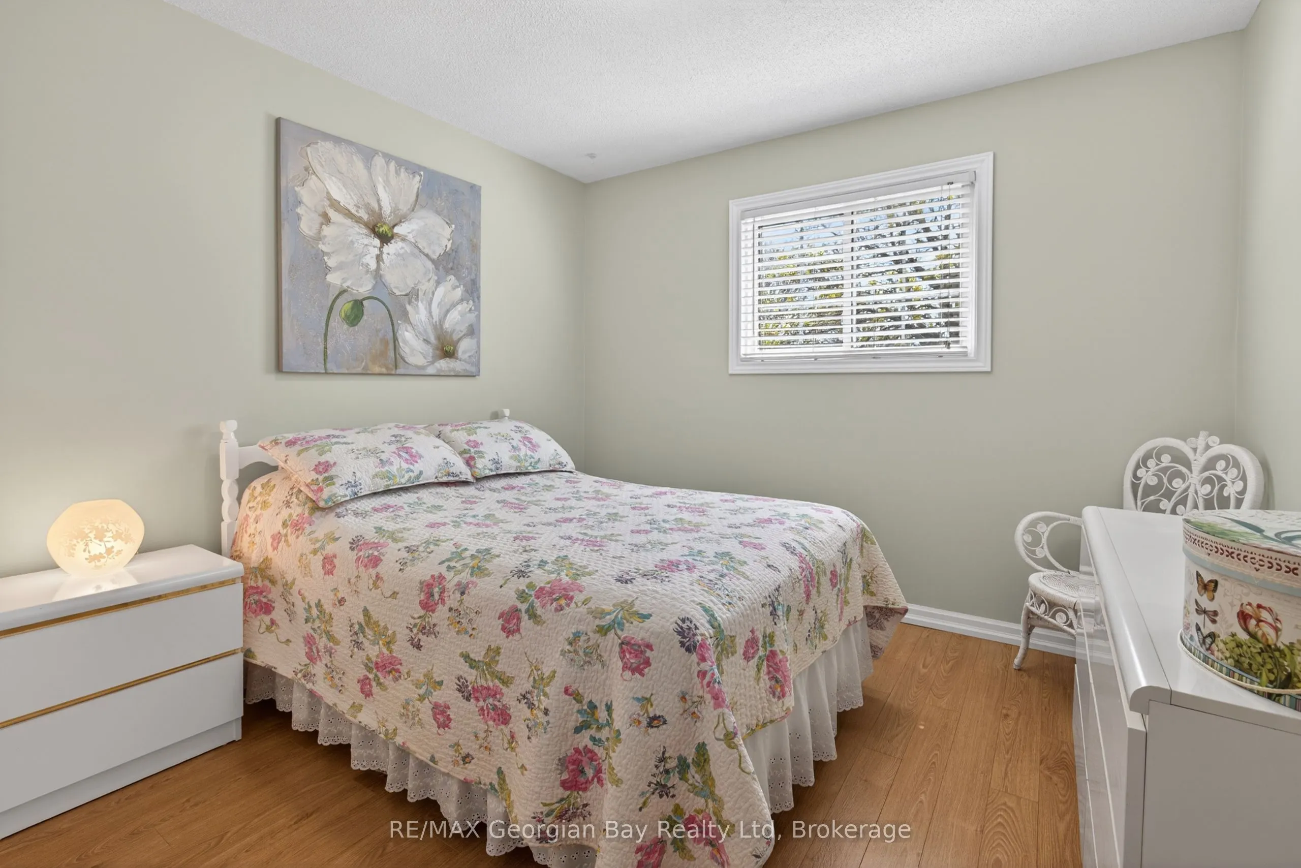32 BONAVENTURE Place