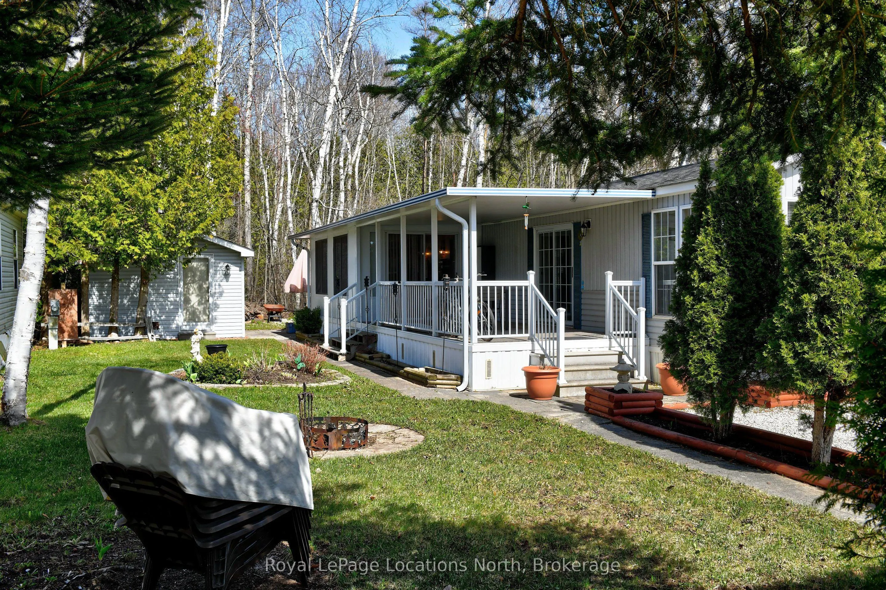 2 Wasaga Pines Lane E