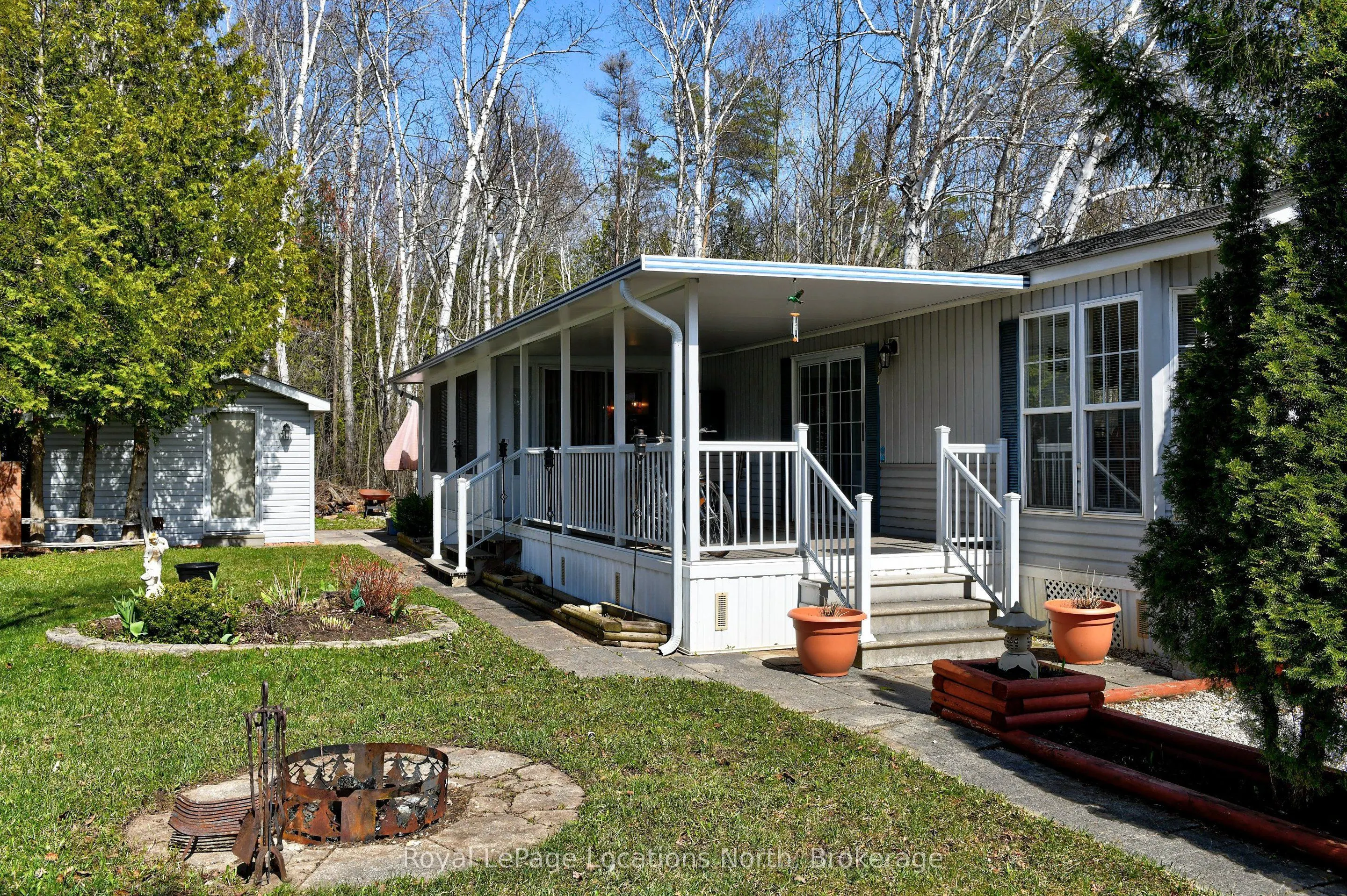 2 Wasaga Pines Lane E