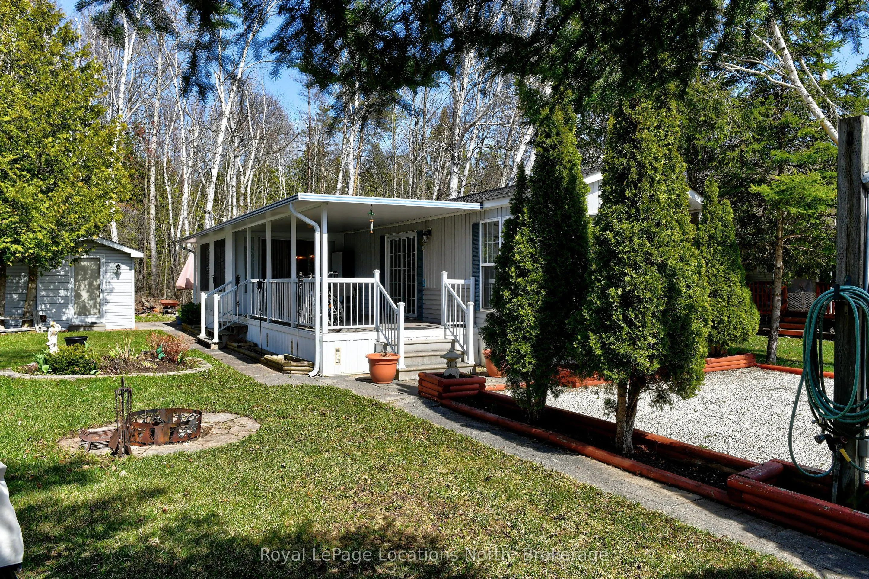2 Wasaga Pines Lane E