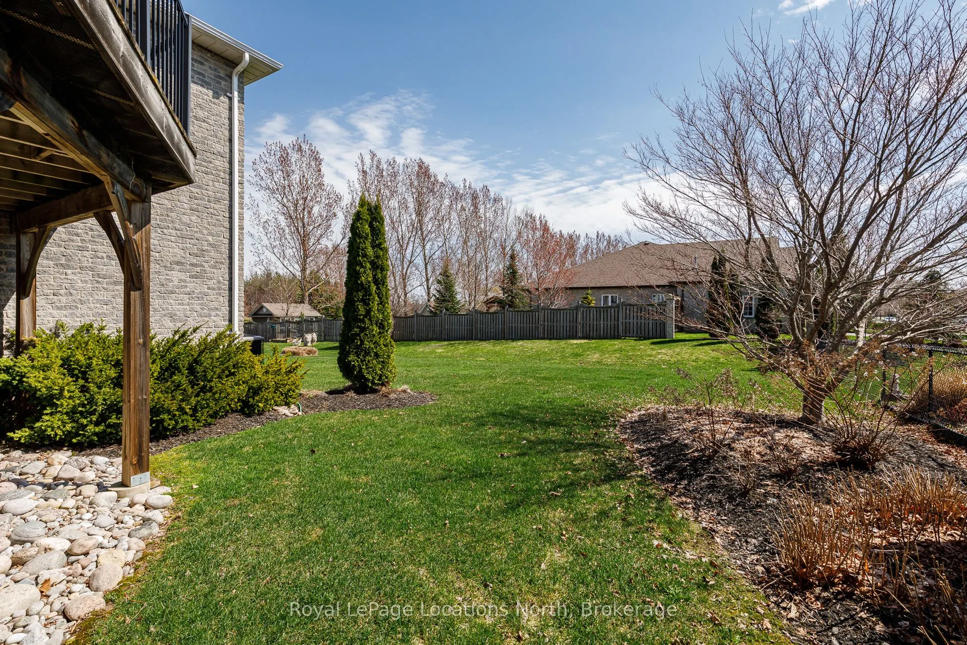6 Thomas Drive