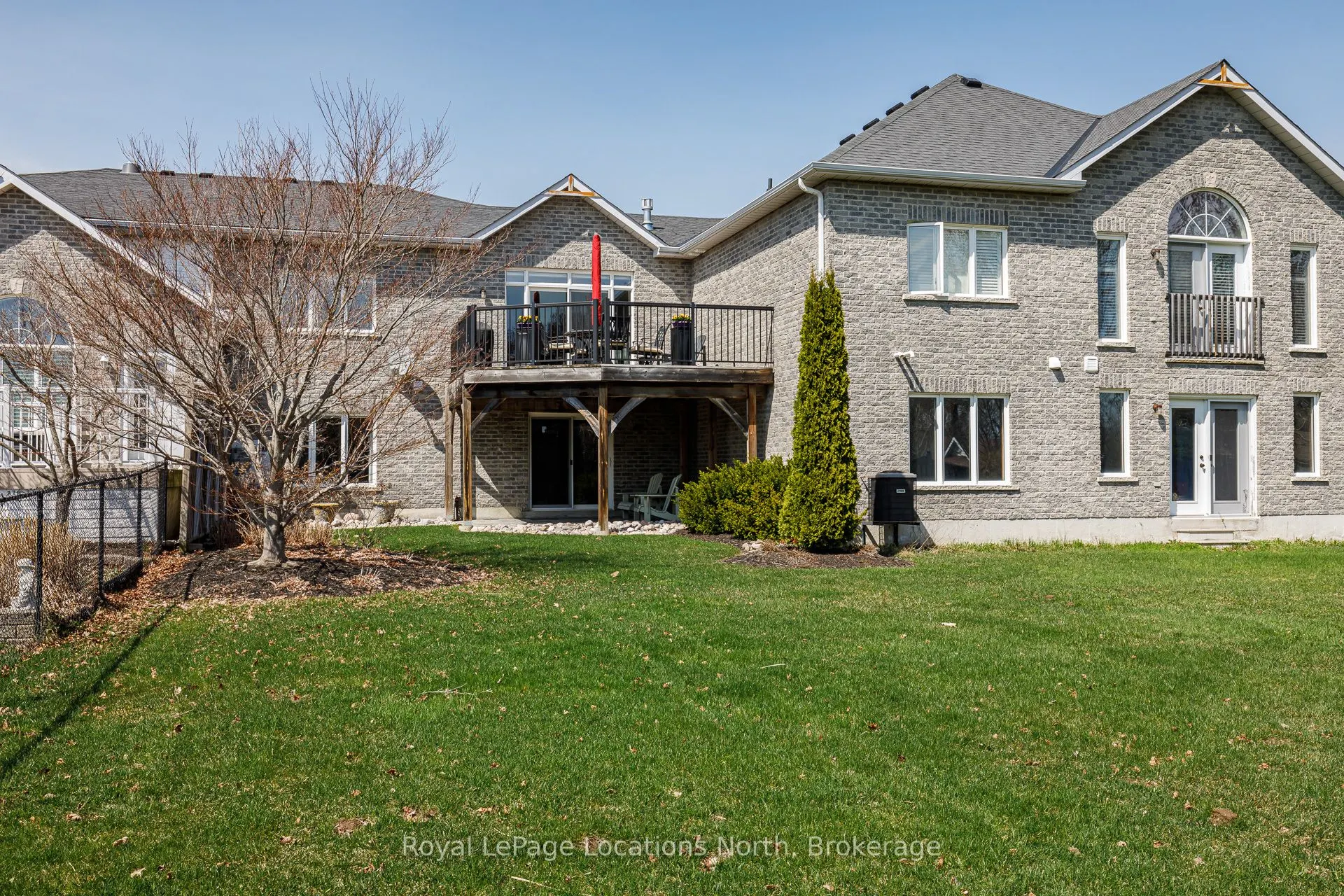 6 Thomas Drive