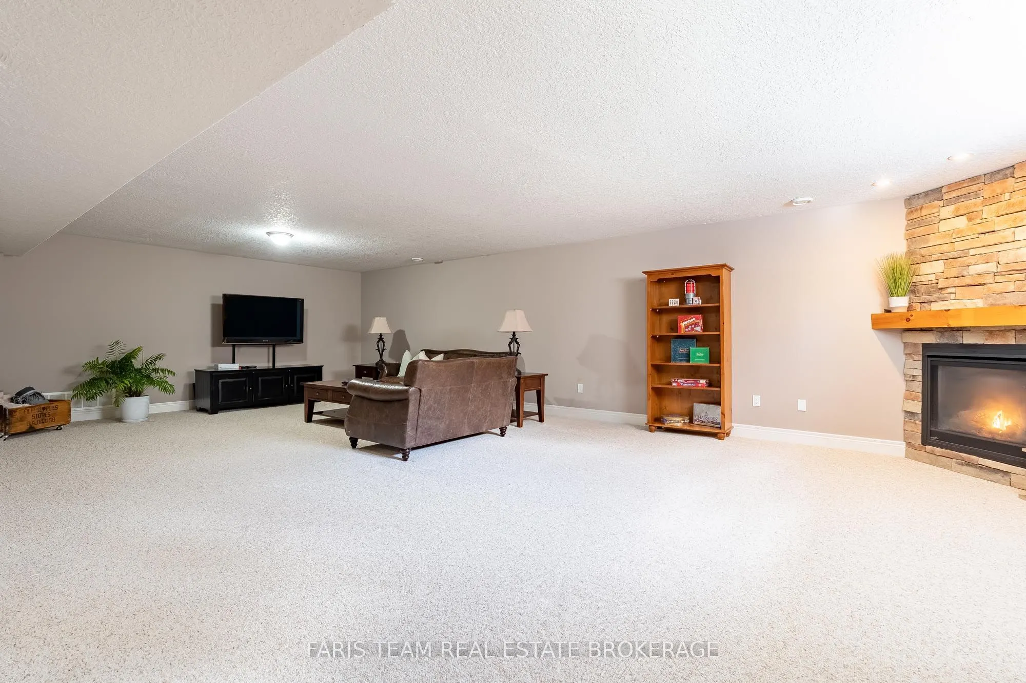 3063 Stone Ridge Boulevard
