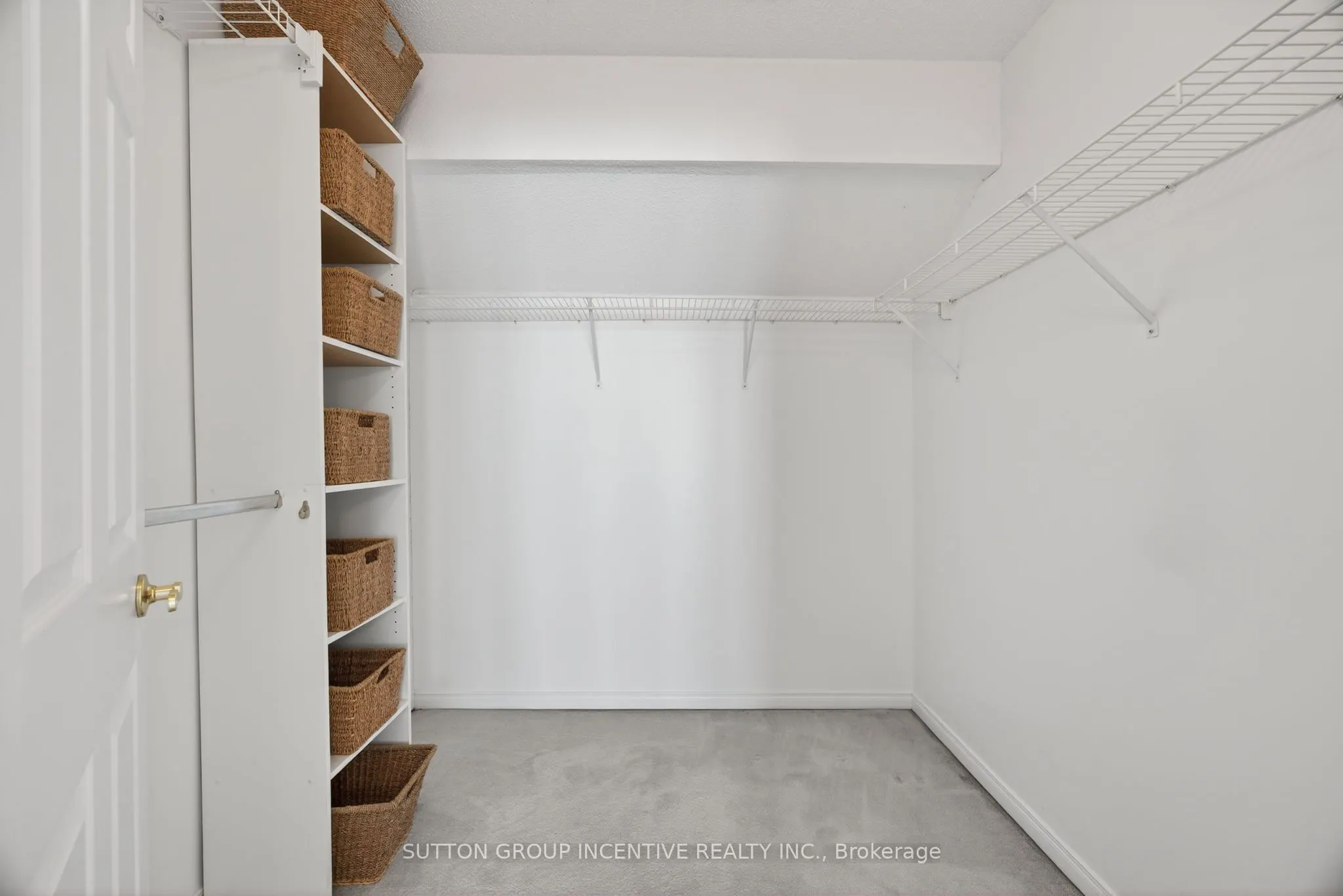 40 Museum Drive #403