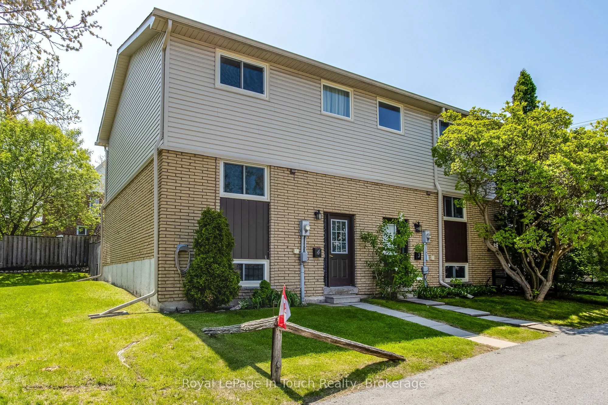 233 Innisfil Street #4
