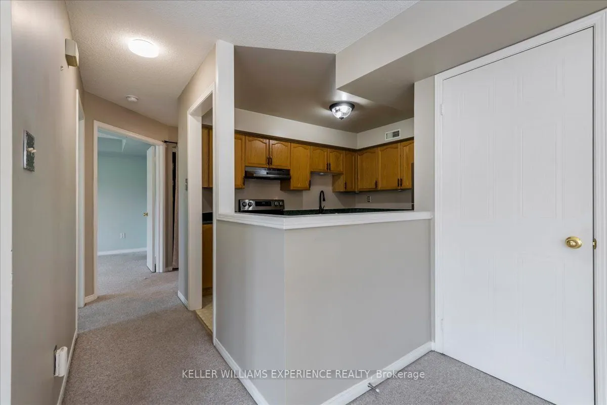 492 Laclie Street #204