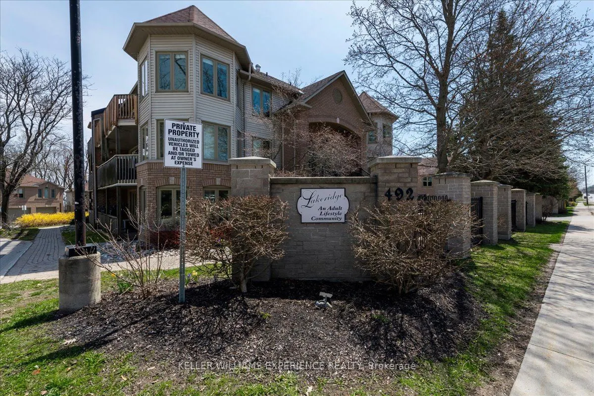 492 Laclie Street #204