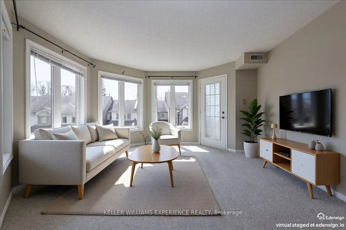 492 Laclie Street #204