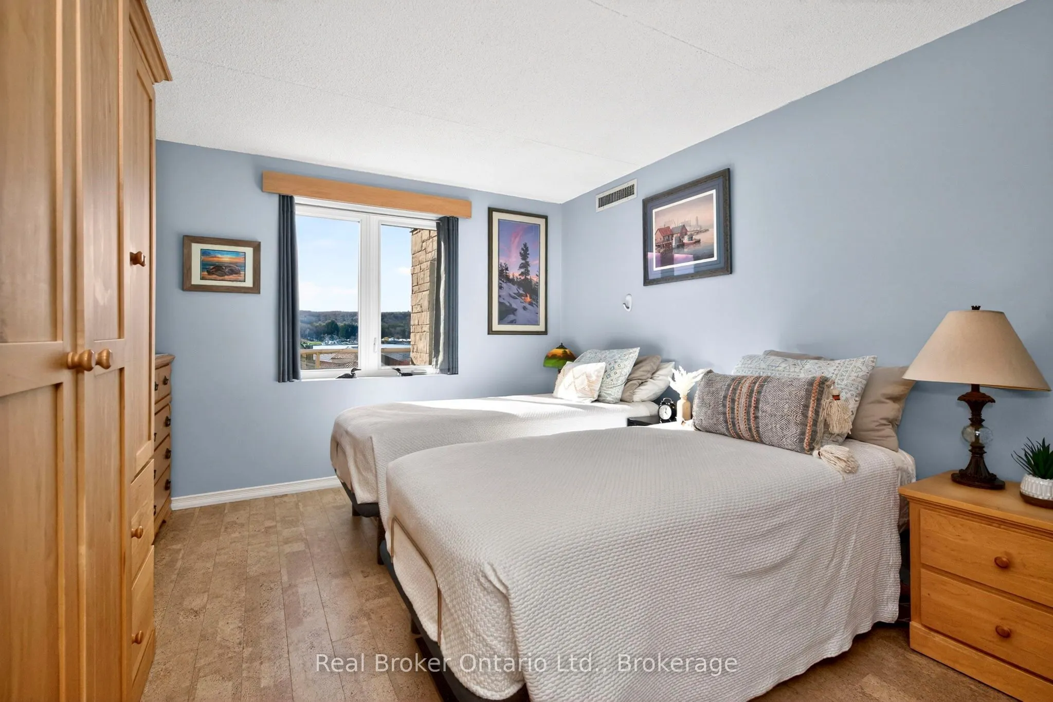 11 Beck Boulevard #402