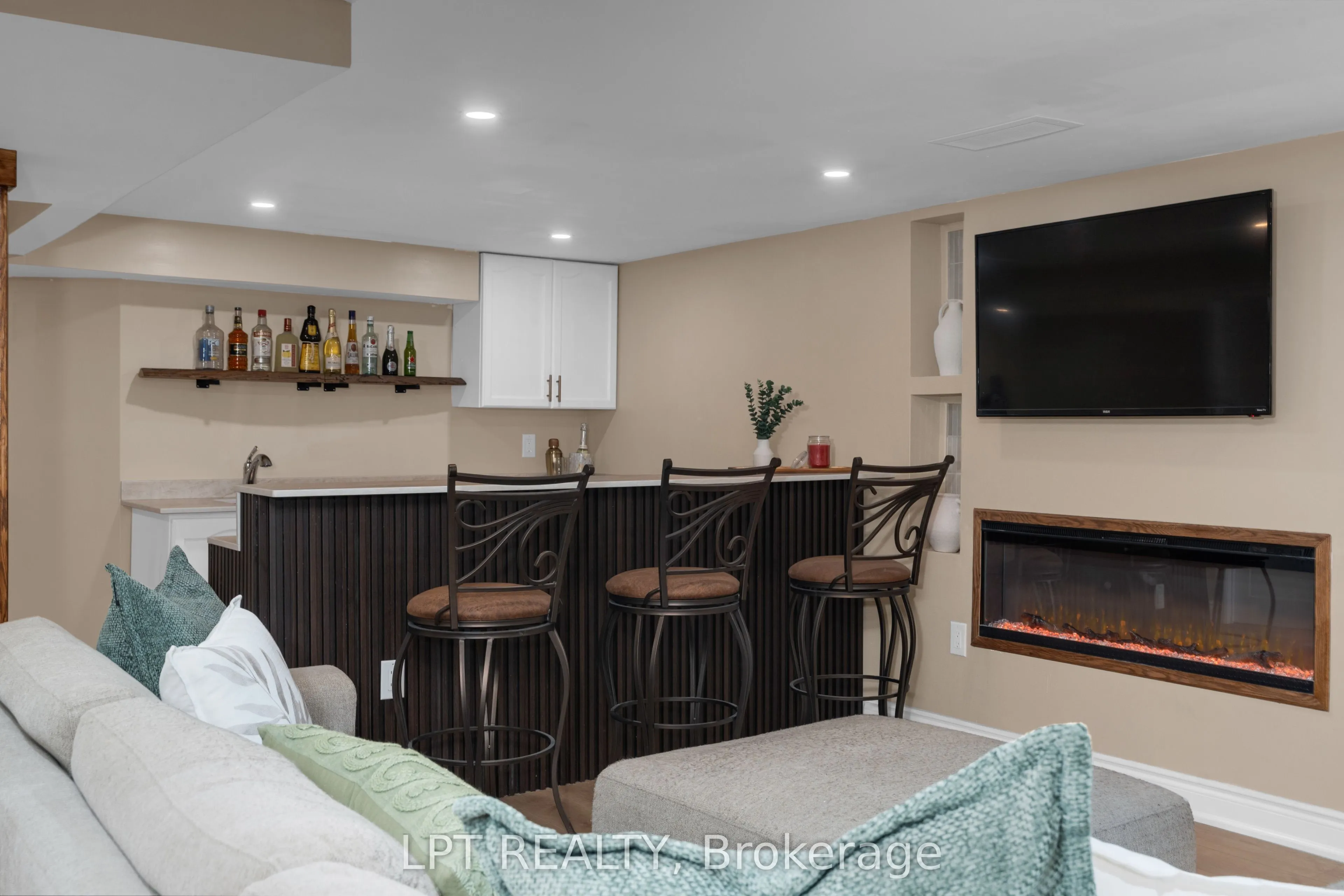 47 Northview Crescent
