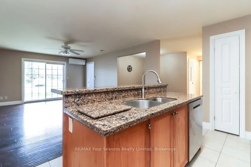 435 Walnut Street #101