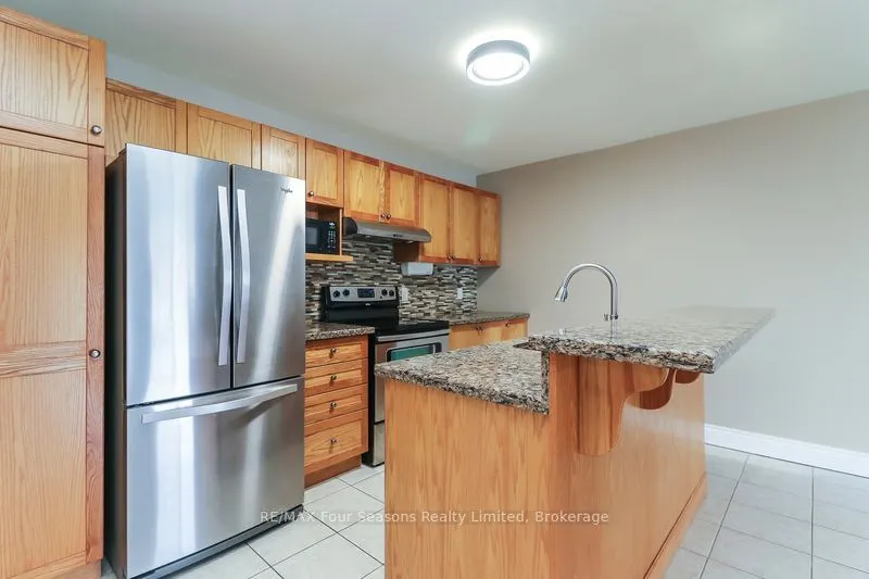435 Walnut Street #101